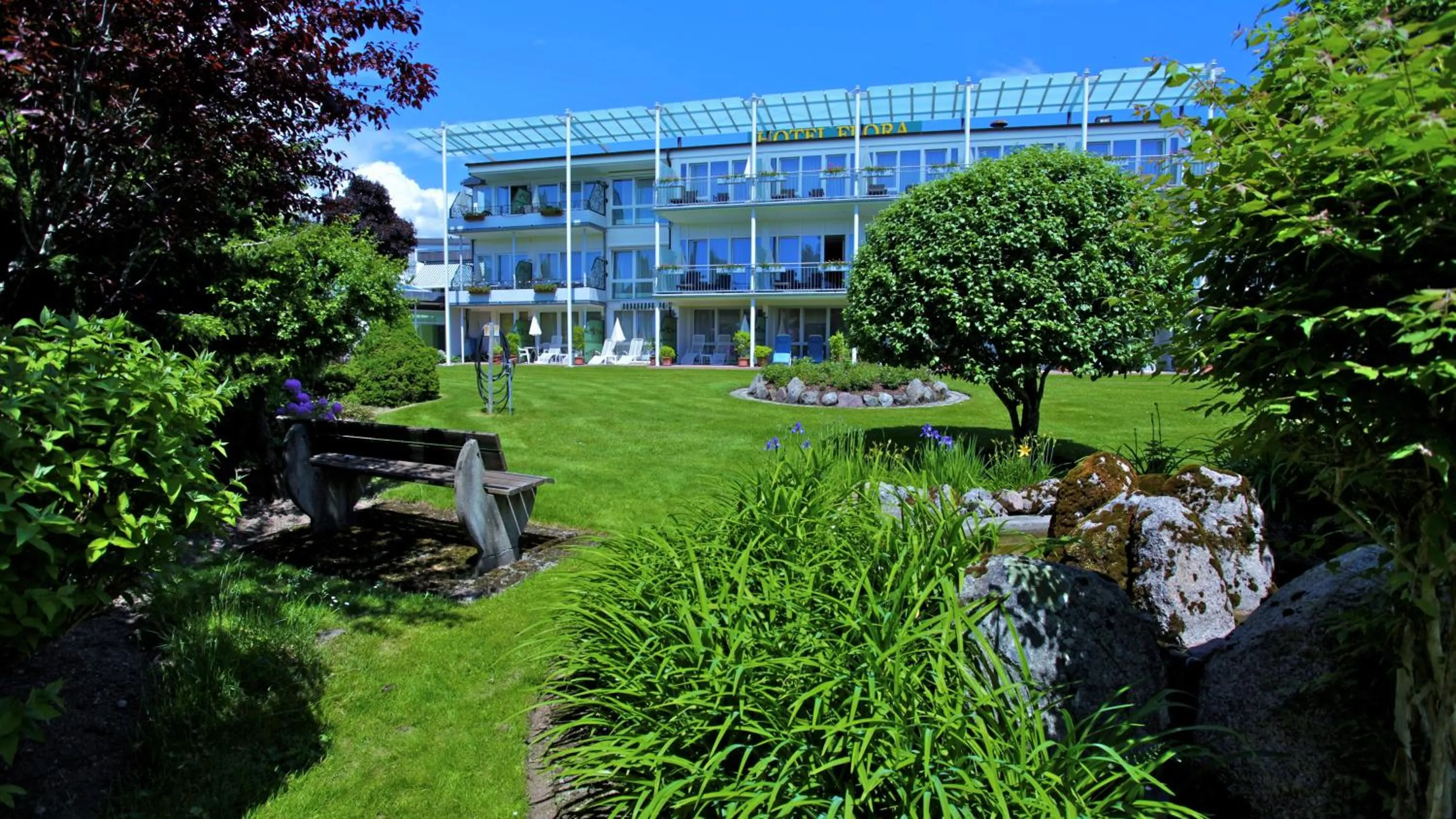 Facade/entrance in Parkhotel Flora am Schluchsee