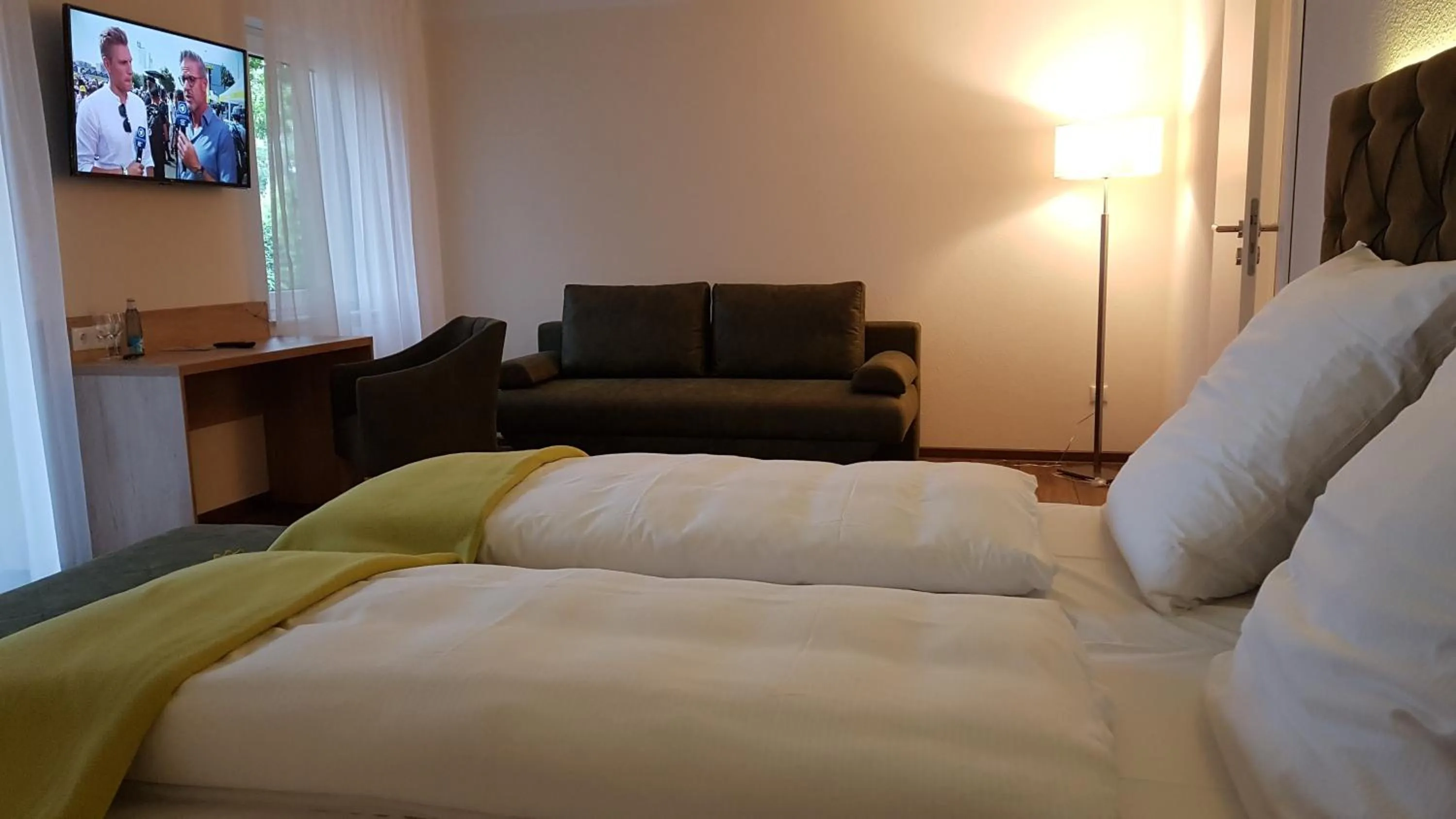 Bed in Kräuterhotel & Restaurant Heidejäger