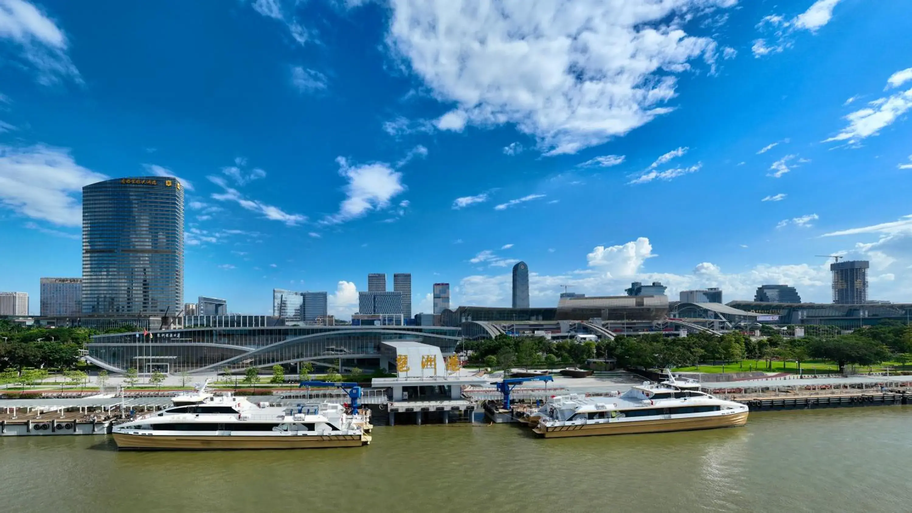 Shangri-La Guangzhou Shangri-La Guangzhou