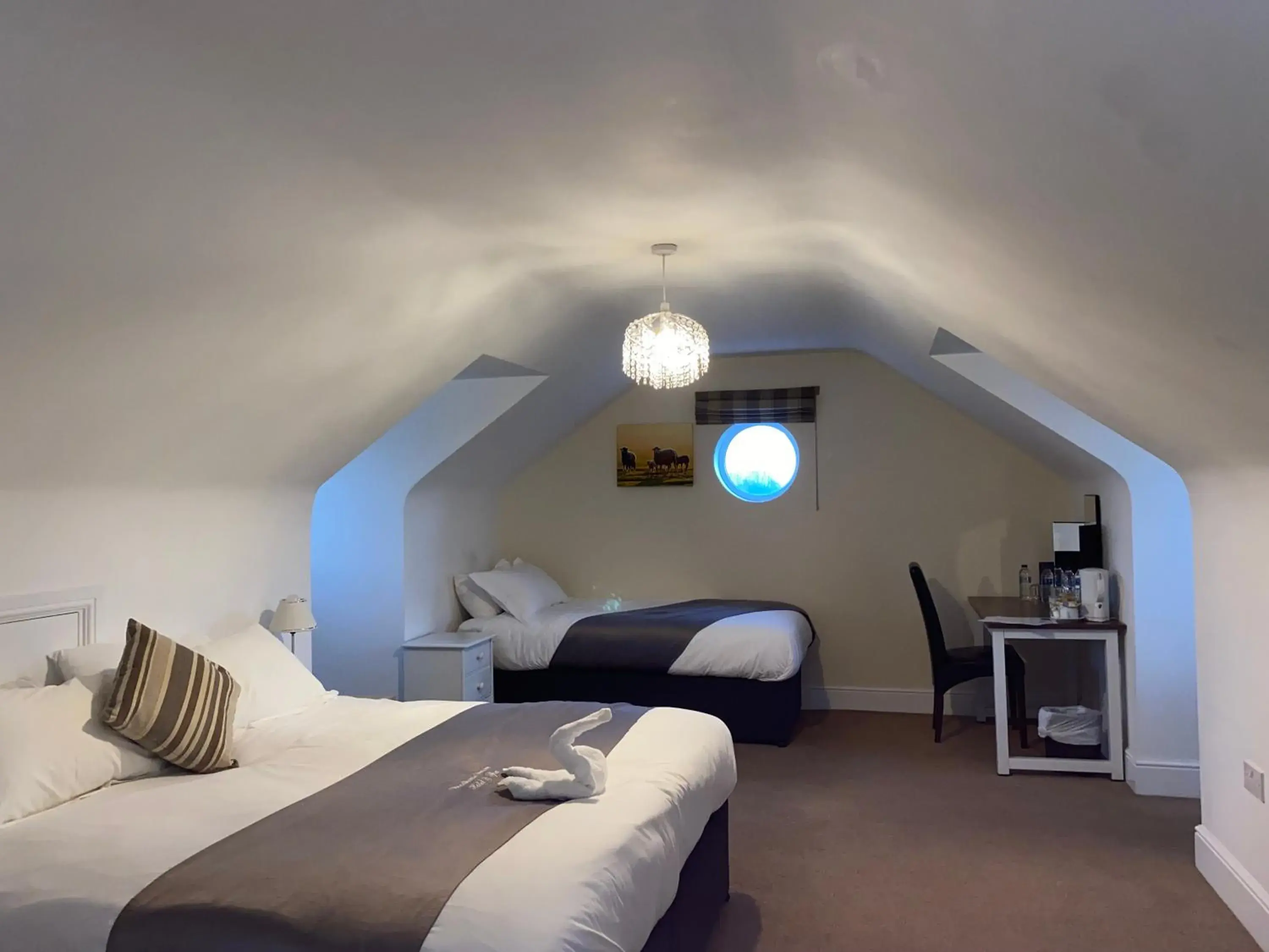 Deluxe Family Suite in Woodhouse Farm Lodge Deluxe Family Suite in Woodhouse Farm Lodge