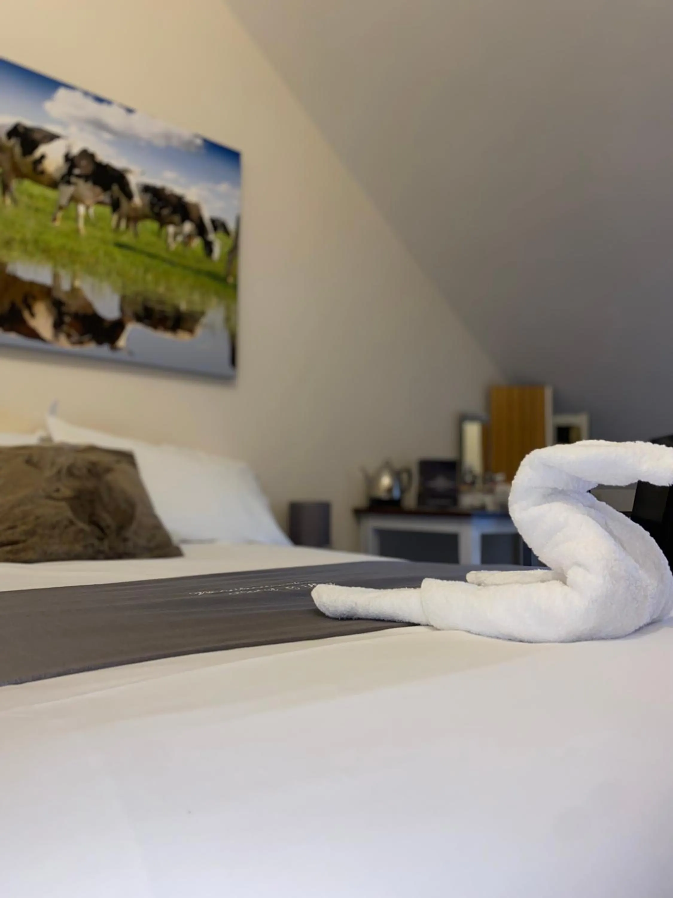 Bedroom, Bed in Woodhouse Farm Lodge