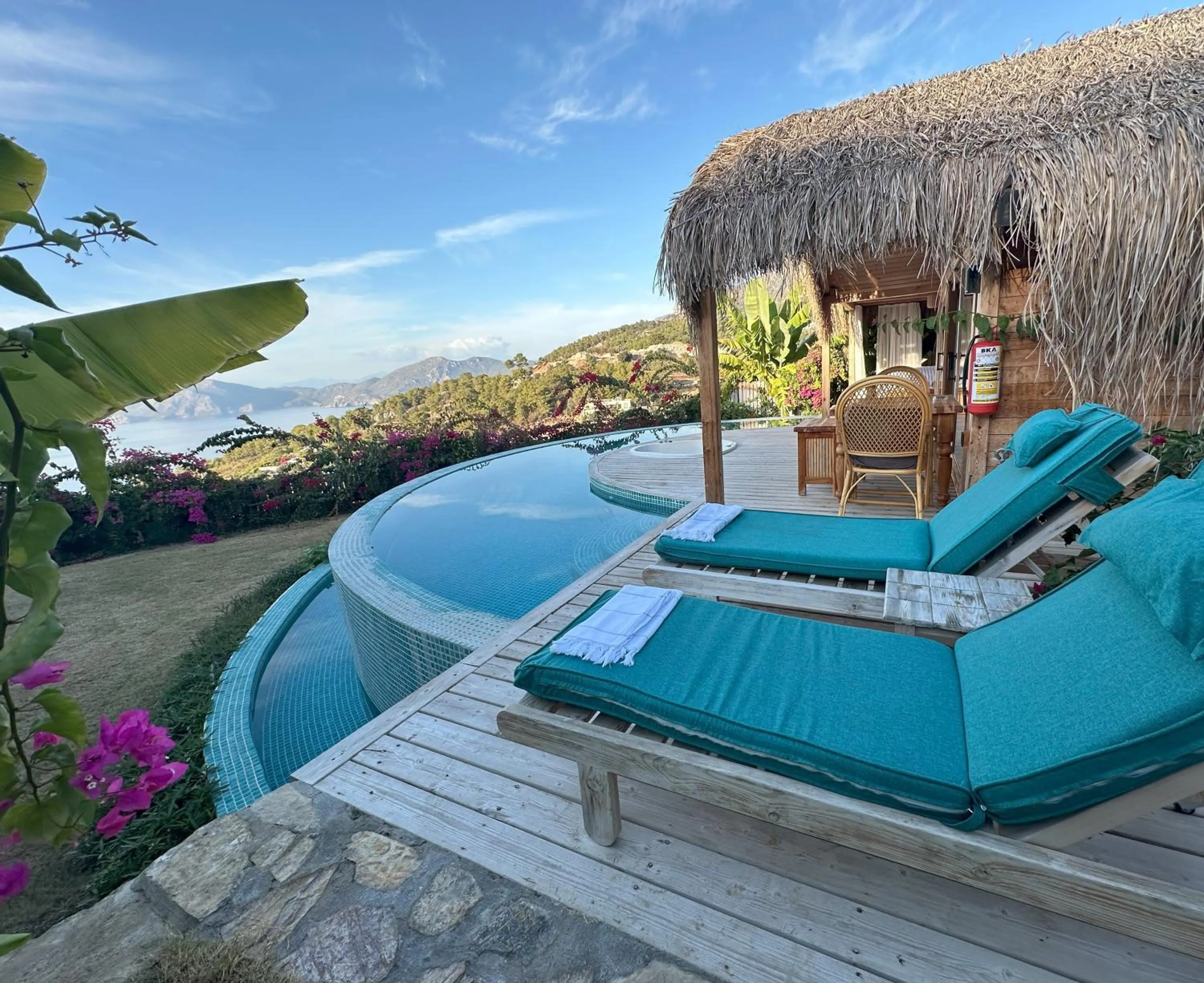 Patio in Seaview Faralya