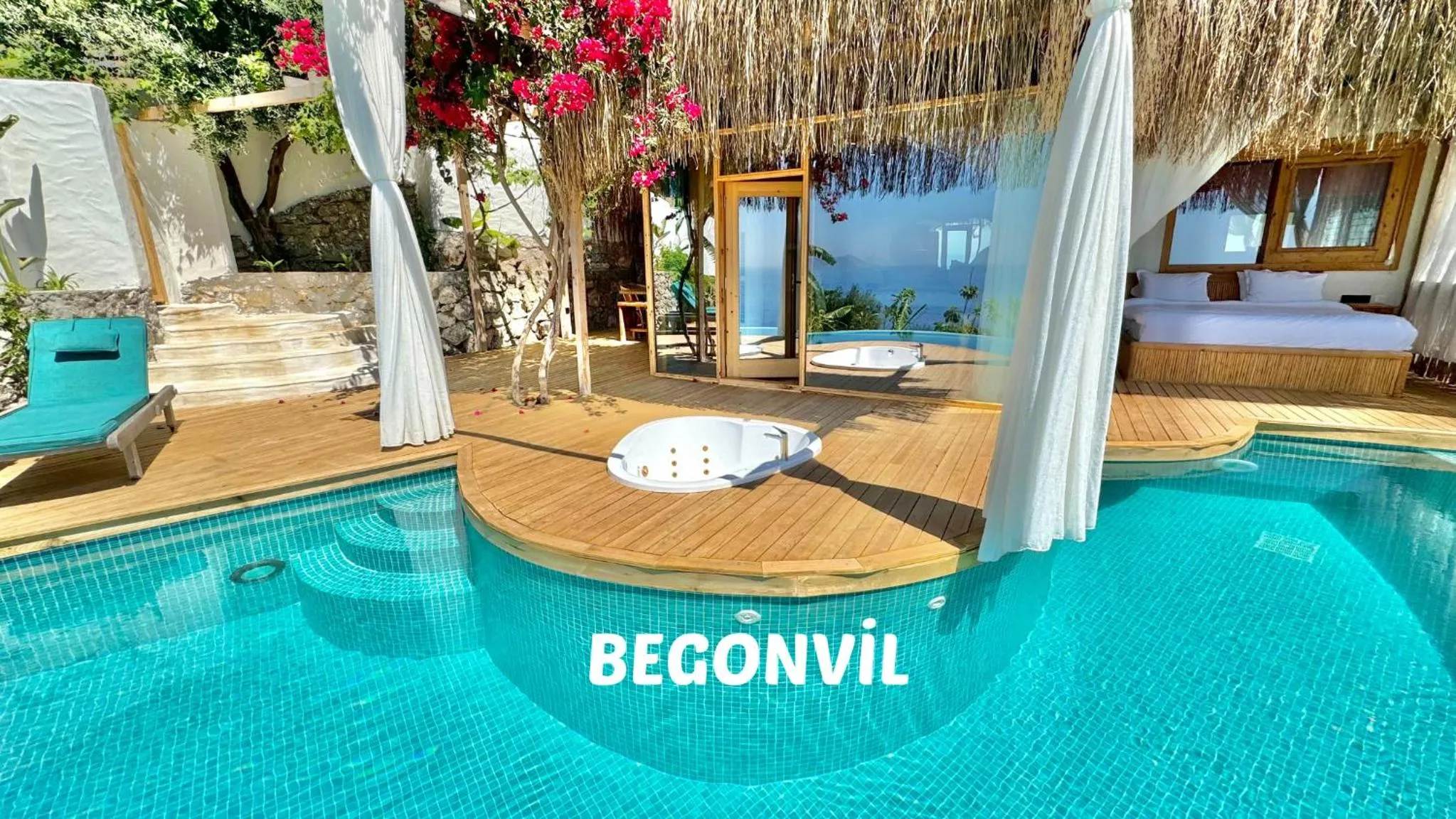 Photo of the whole room in Seaview Faralya