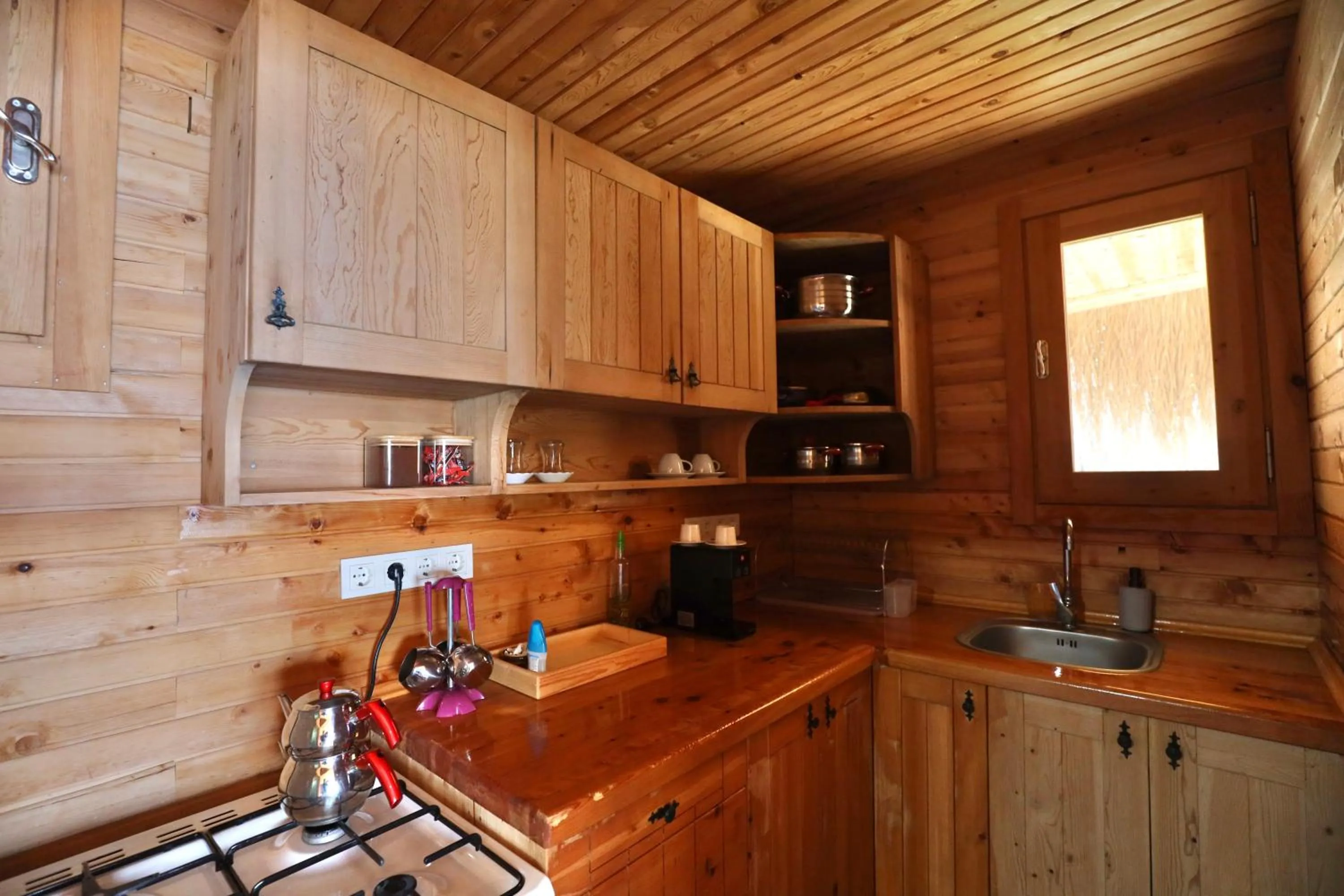 Kitchen or kitchenette in Seaview Faralya