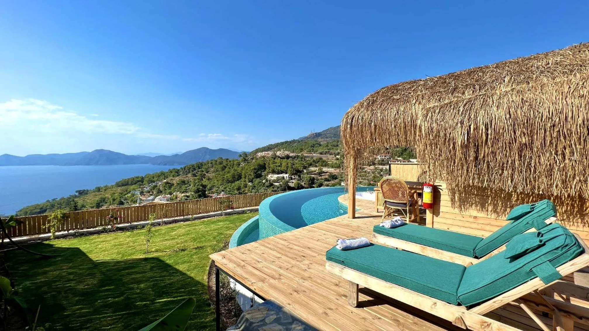 Patio in Seaview Faralya