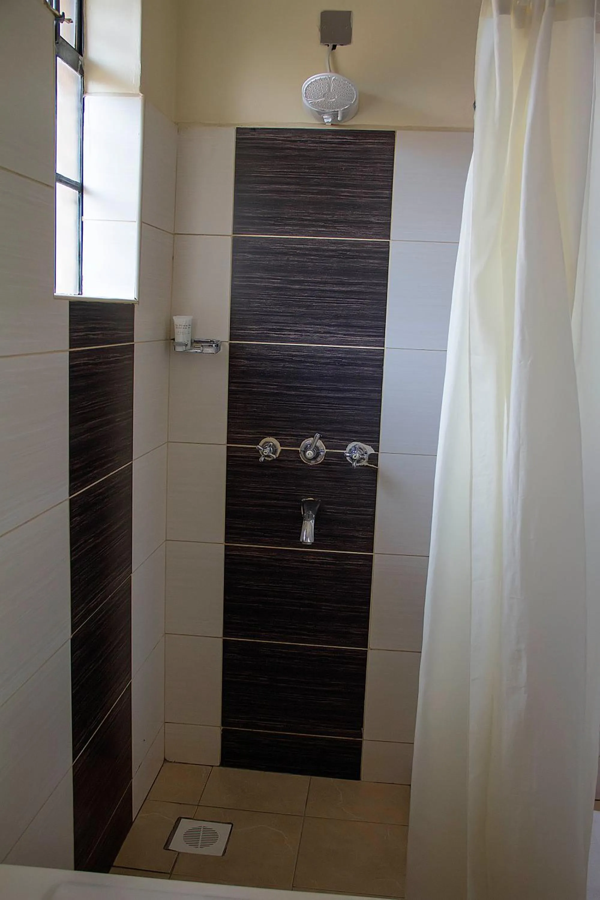 Bathroom in Orchid Homes, Gigiri