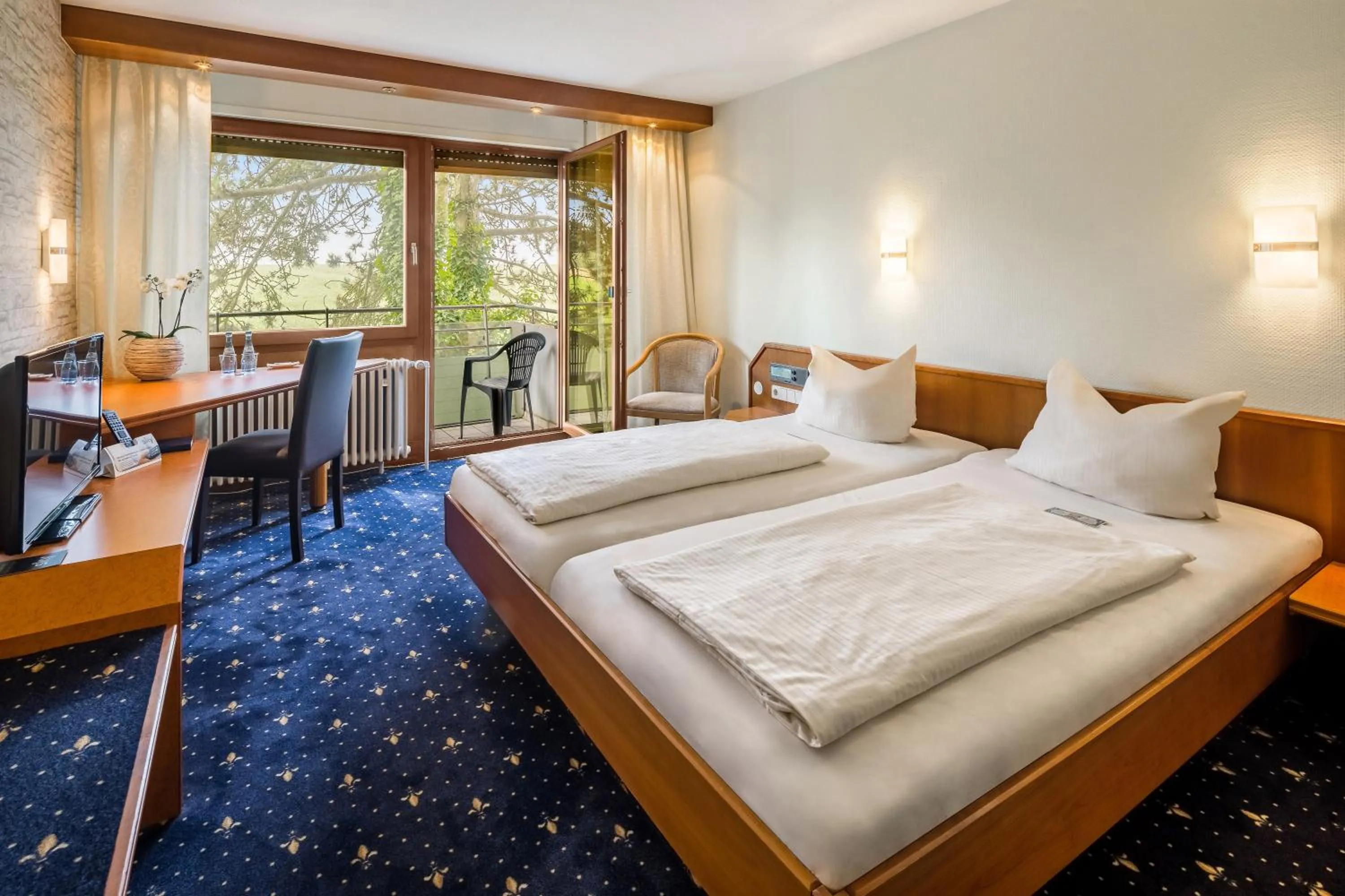 Photo of the whole room, Bed in Kemnater Hof Apartments