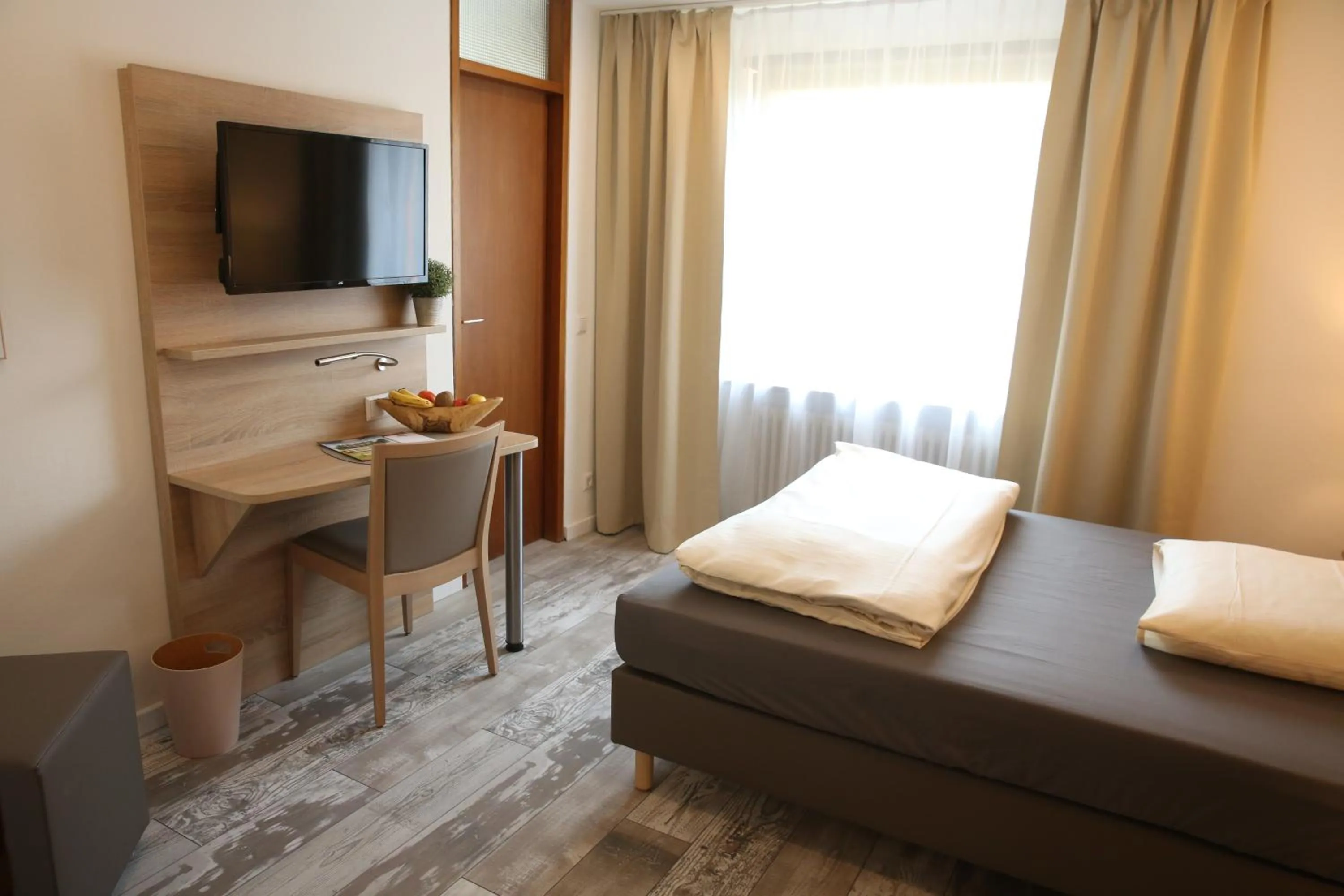 Photo of the whole room, Bed in Kemnater Hof Apartments