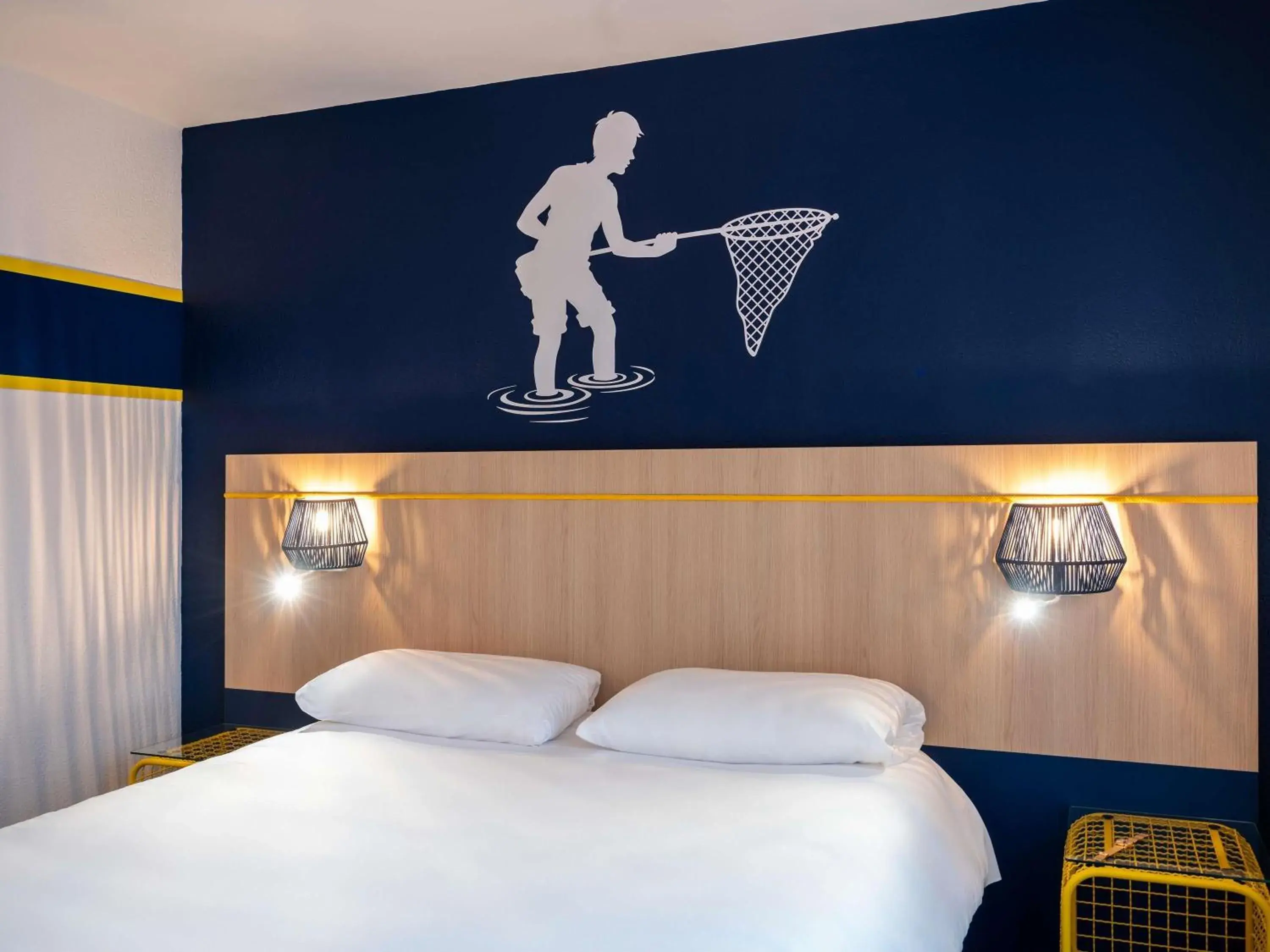 Bedroom, Bed in ibis Styles Morlaix Bedroom, Bed in ibis Styles Morlaix