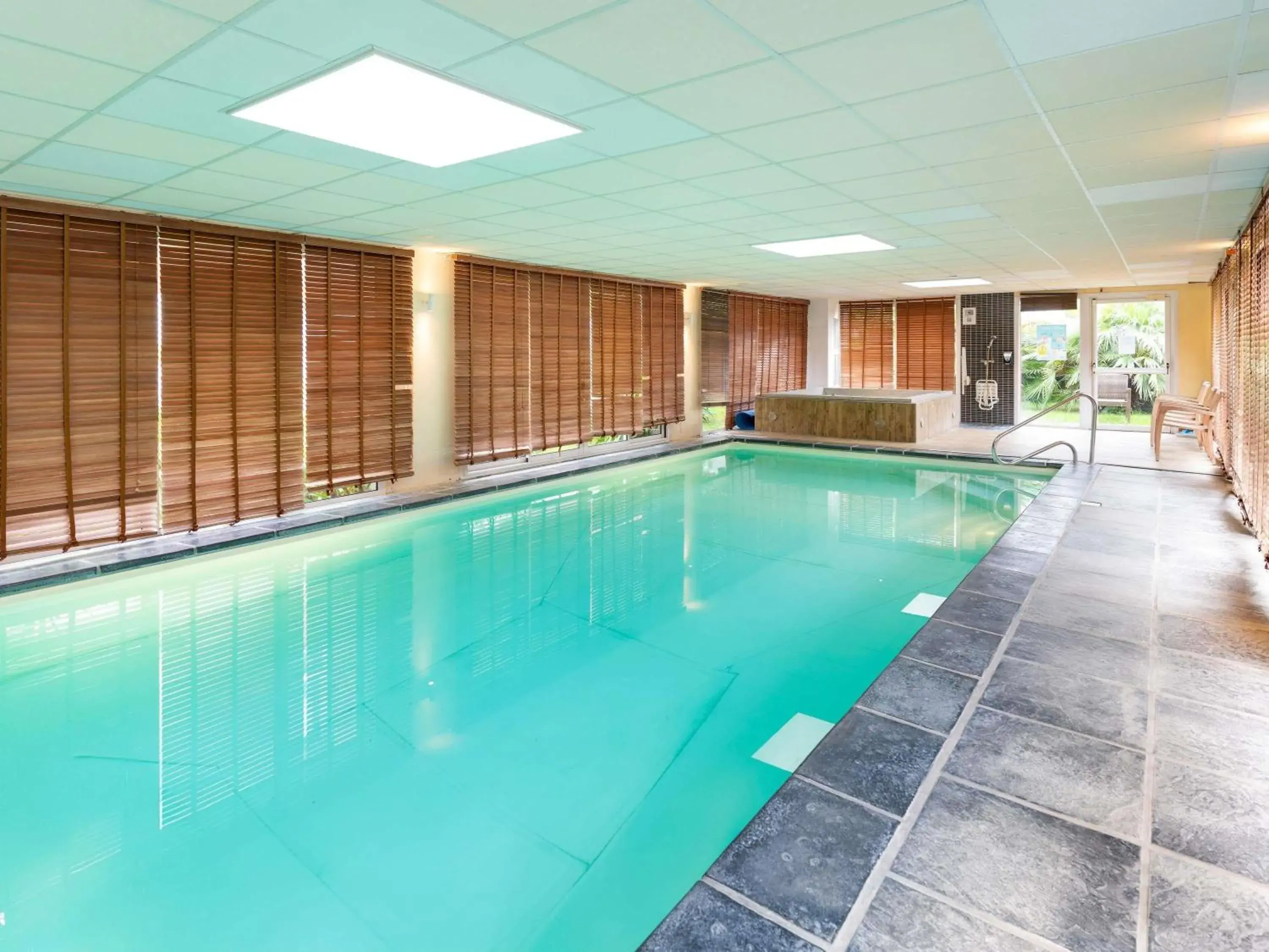 Pool view in ibis Styles Morlaix Pool view in ibis Styles Morlaix
