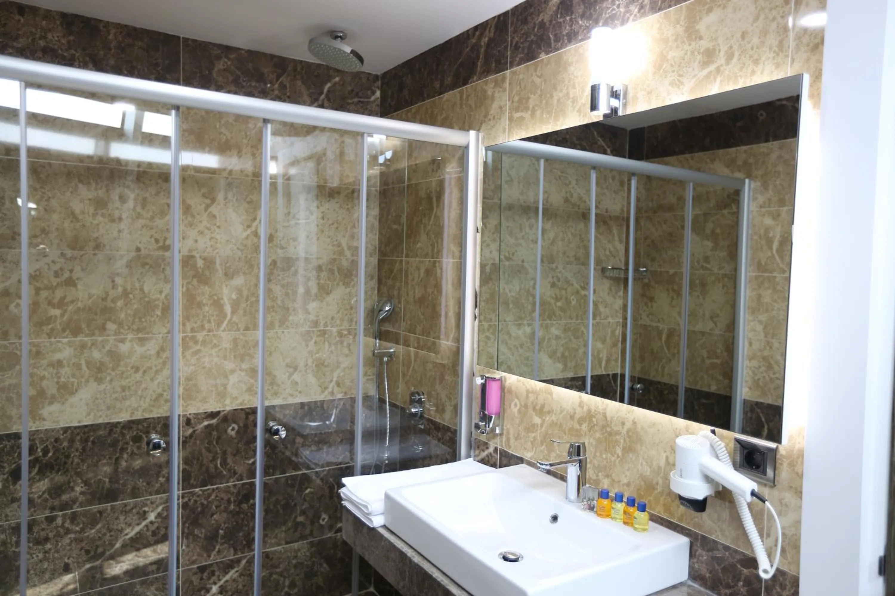 Elips Royal Hotel & SPA