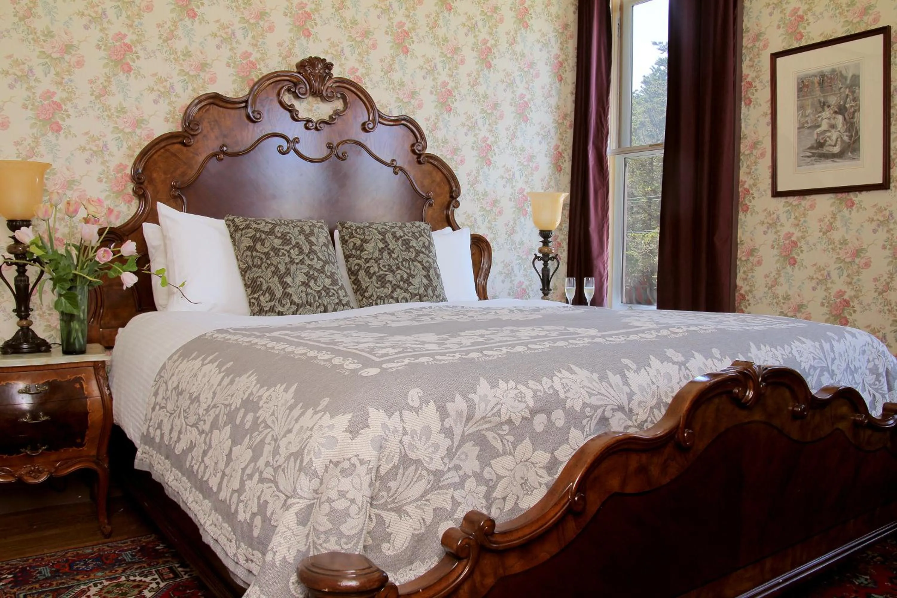 Bed in The Monte Cristo