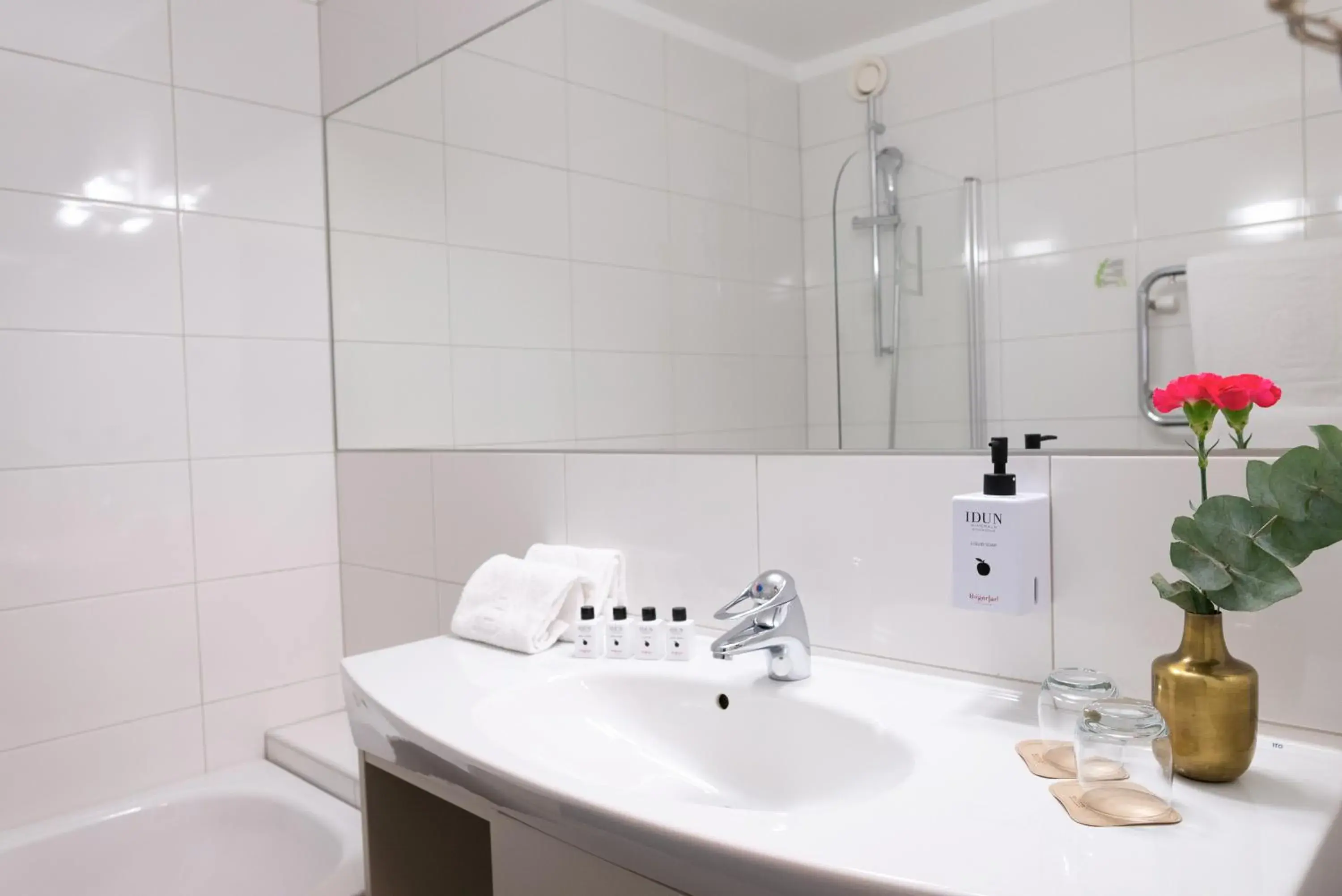 Bathroom in Hotel Birger Jarl Bathroom in Hotel Birger Jarl