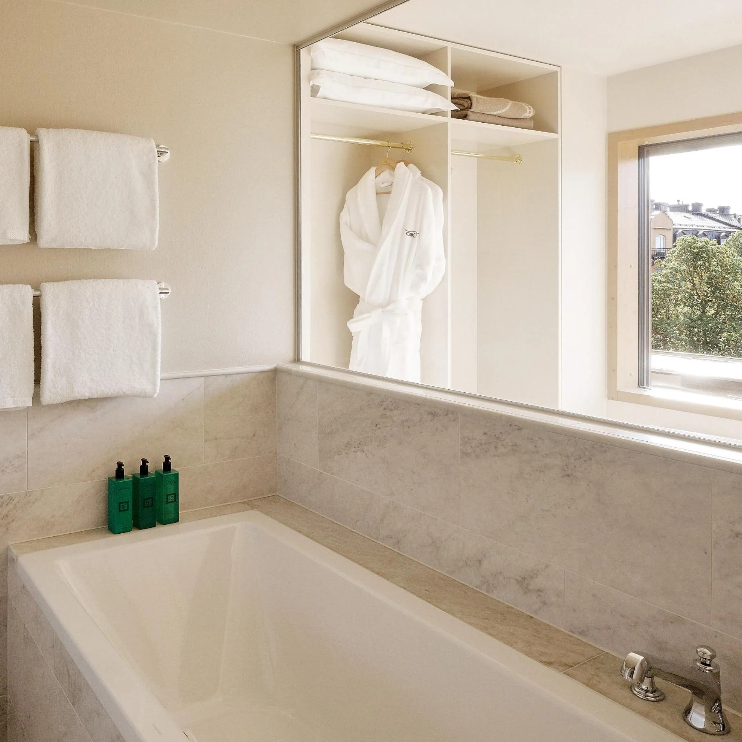 Bathroom in Hotel Tegnerlunden