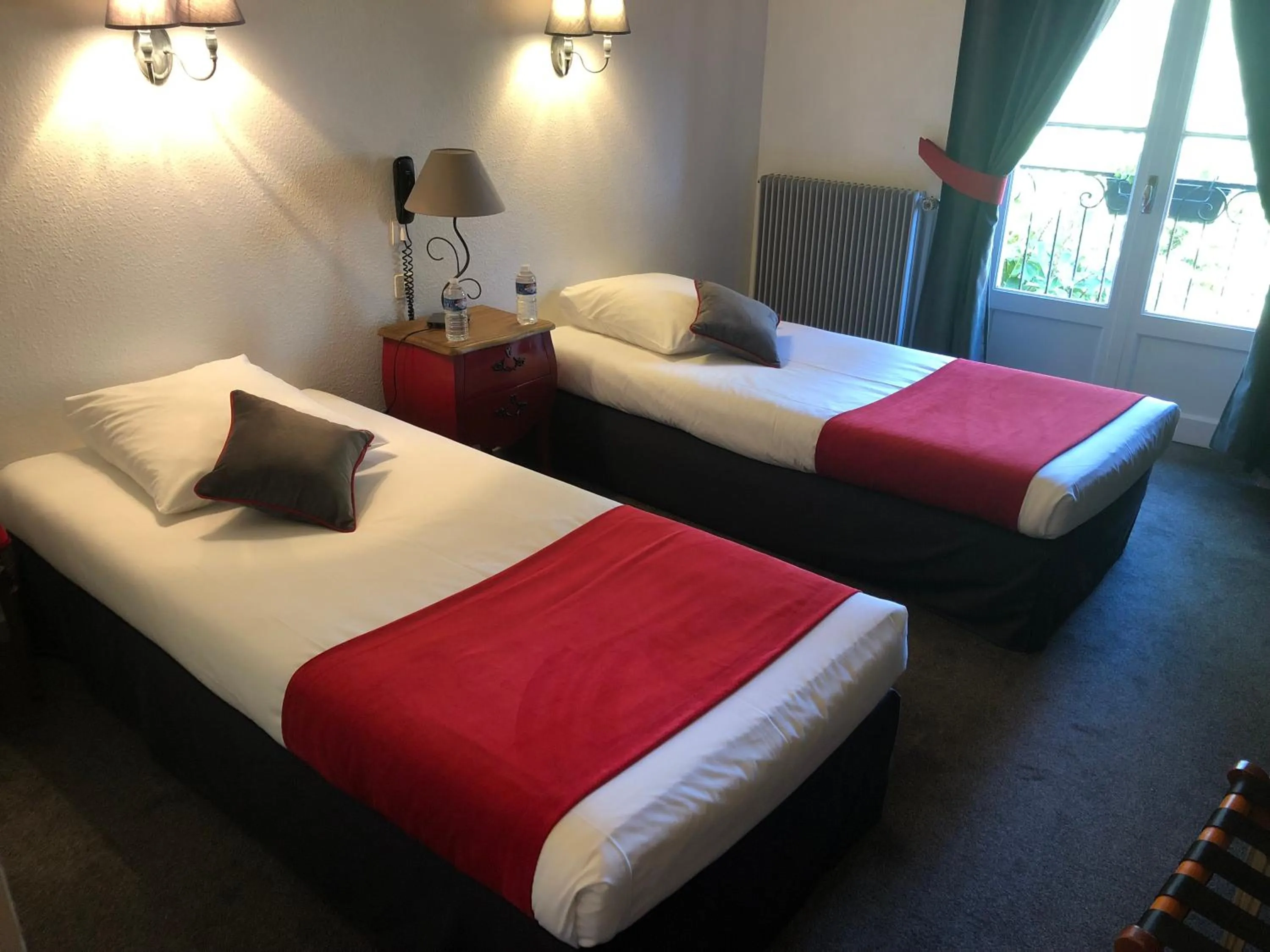 Bed in Hostellerie du Val d'Or