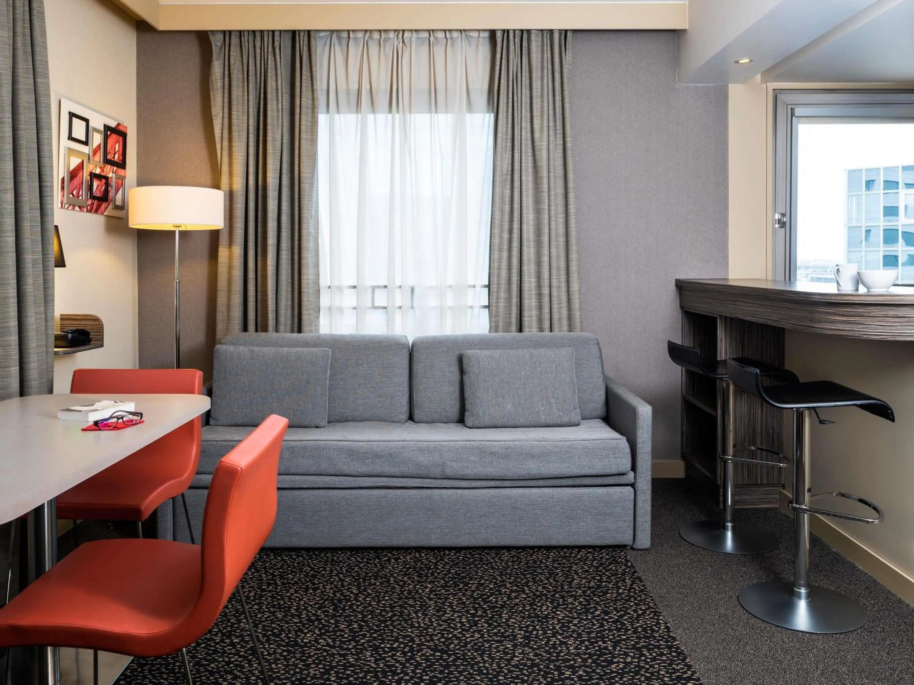 Bedroom in Aparthotel Adagio La Défense Esplanade