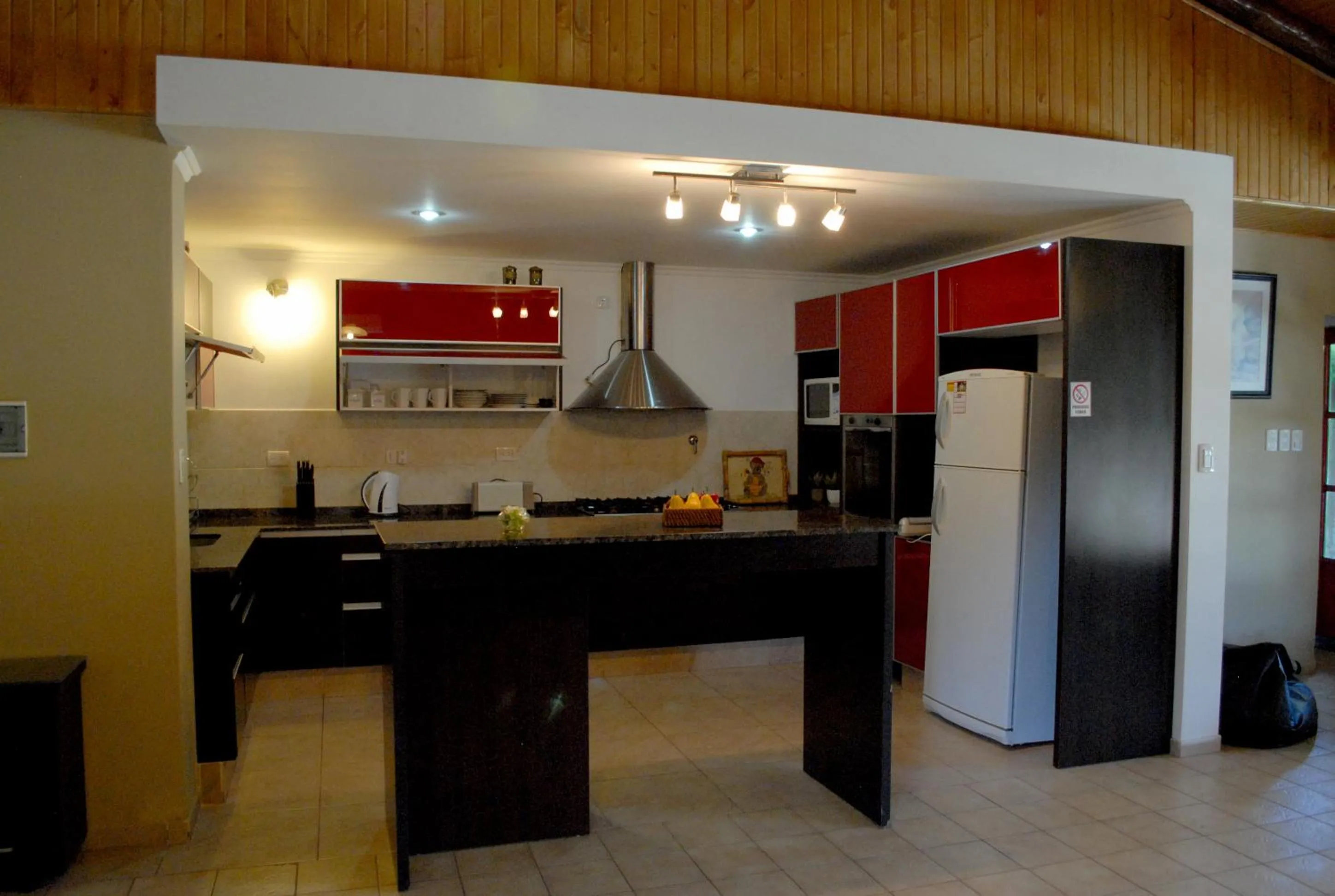 Kitchen or kitchenette in Chalet San Rafael