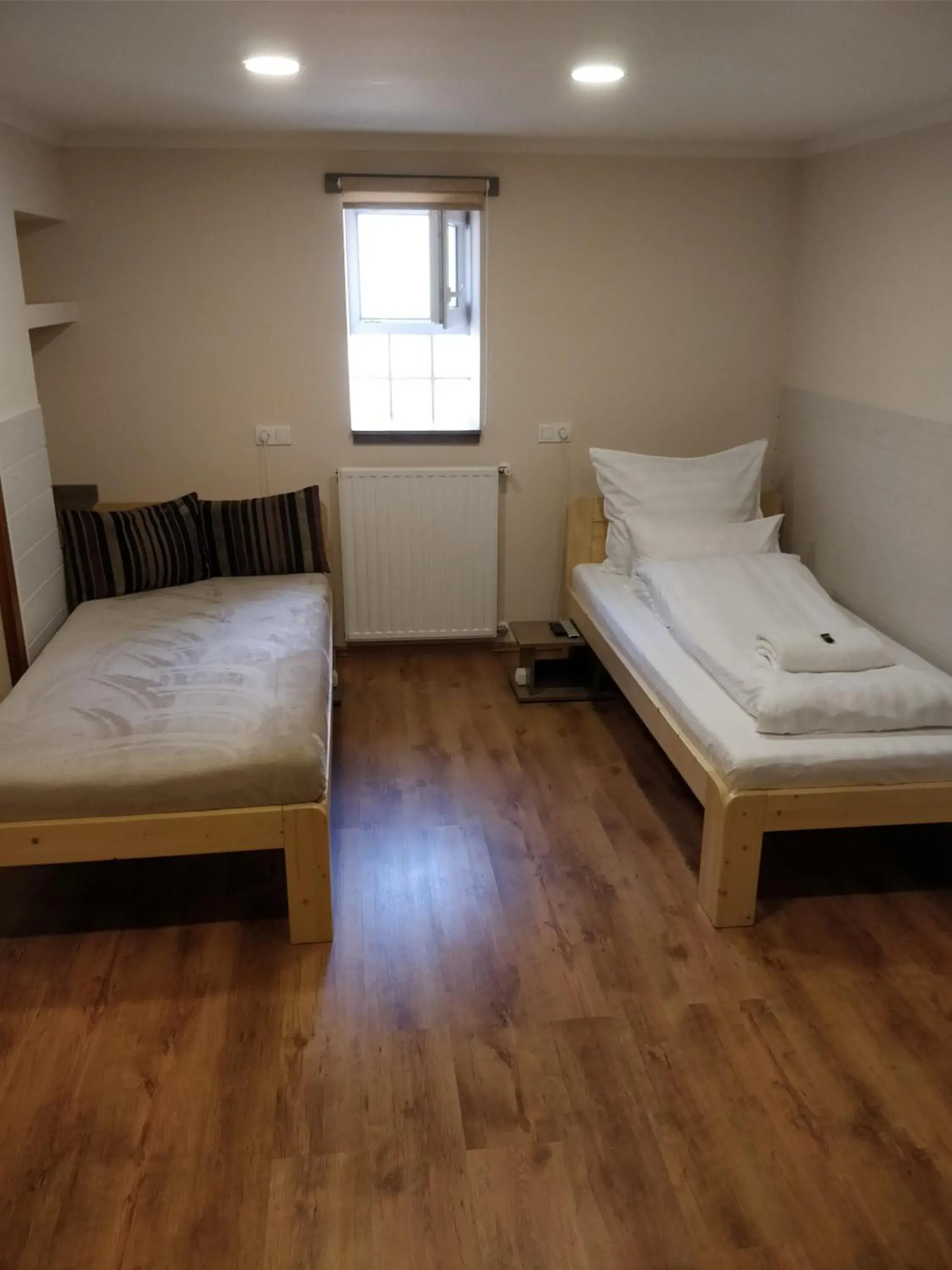 Twin Room with Bathroom - single occupancy in Dorottya Vendégház Twin Room with Bathroom - single occupancy in Dorottya Vendégház