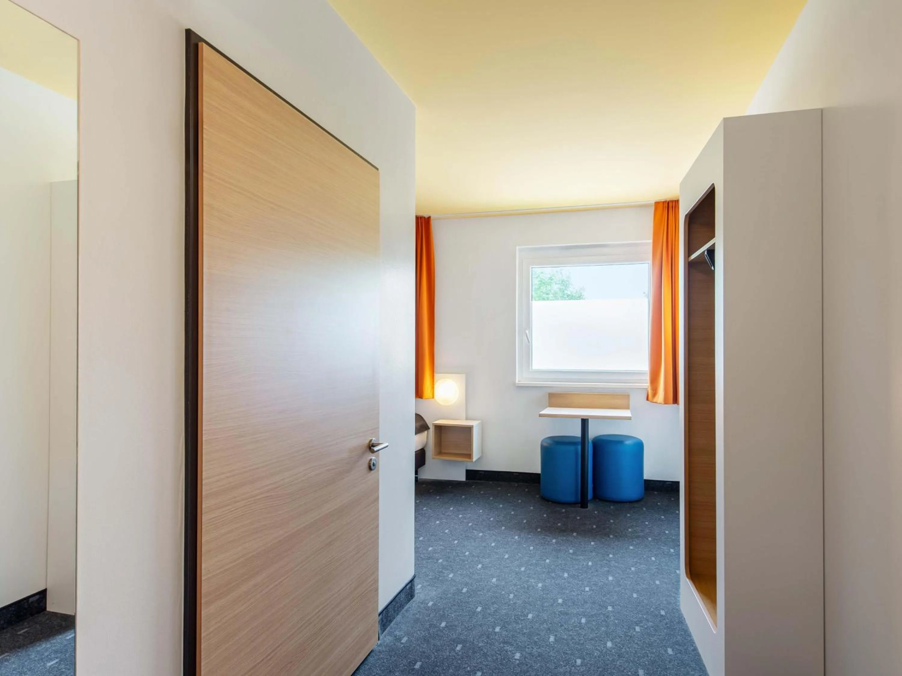Photo of the whole room in B&B Hotel Augsburg-Süd