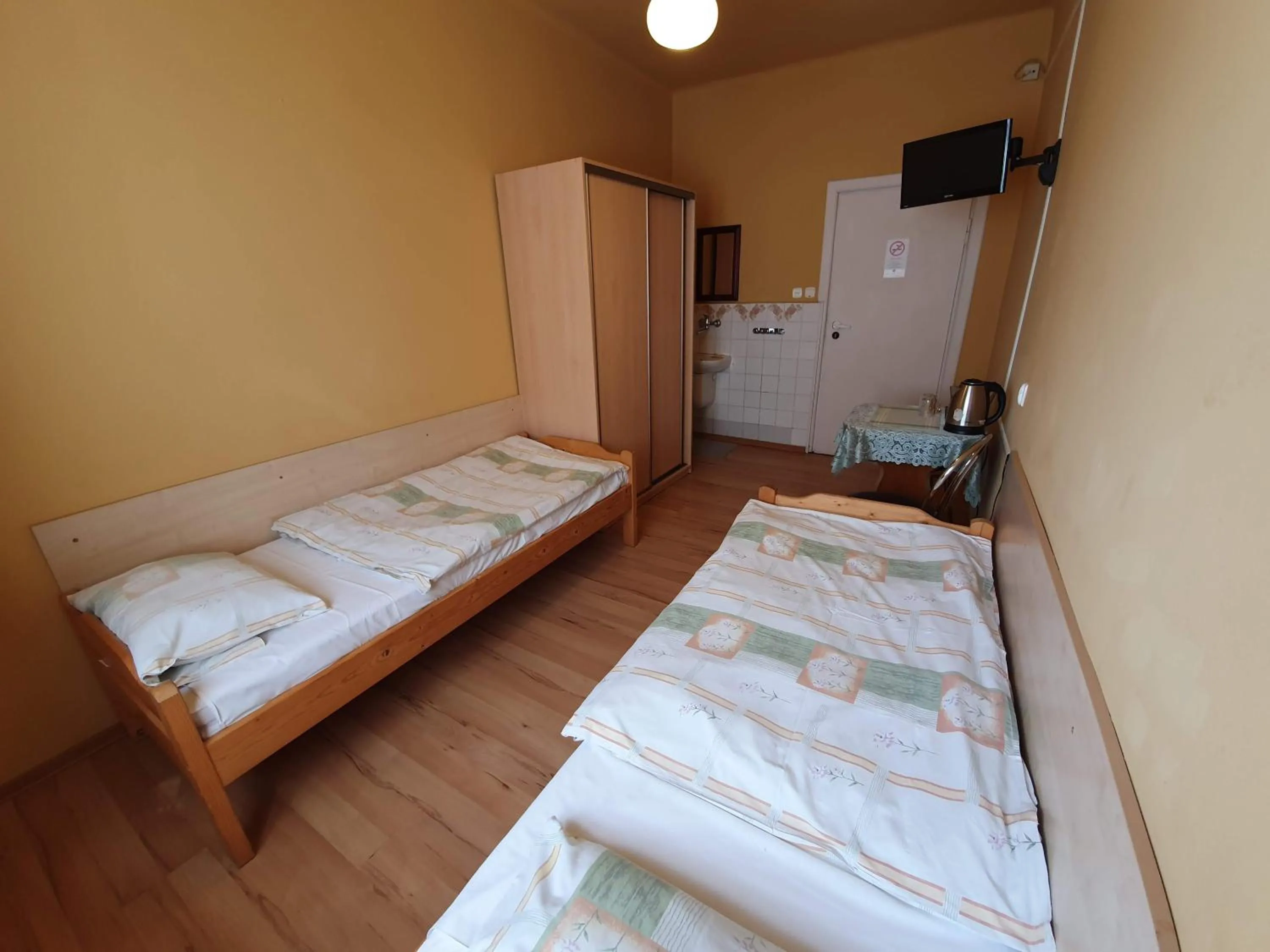 Photo of the whole room, Bed in Dom Turysty PTTK w Bielsku - Białej