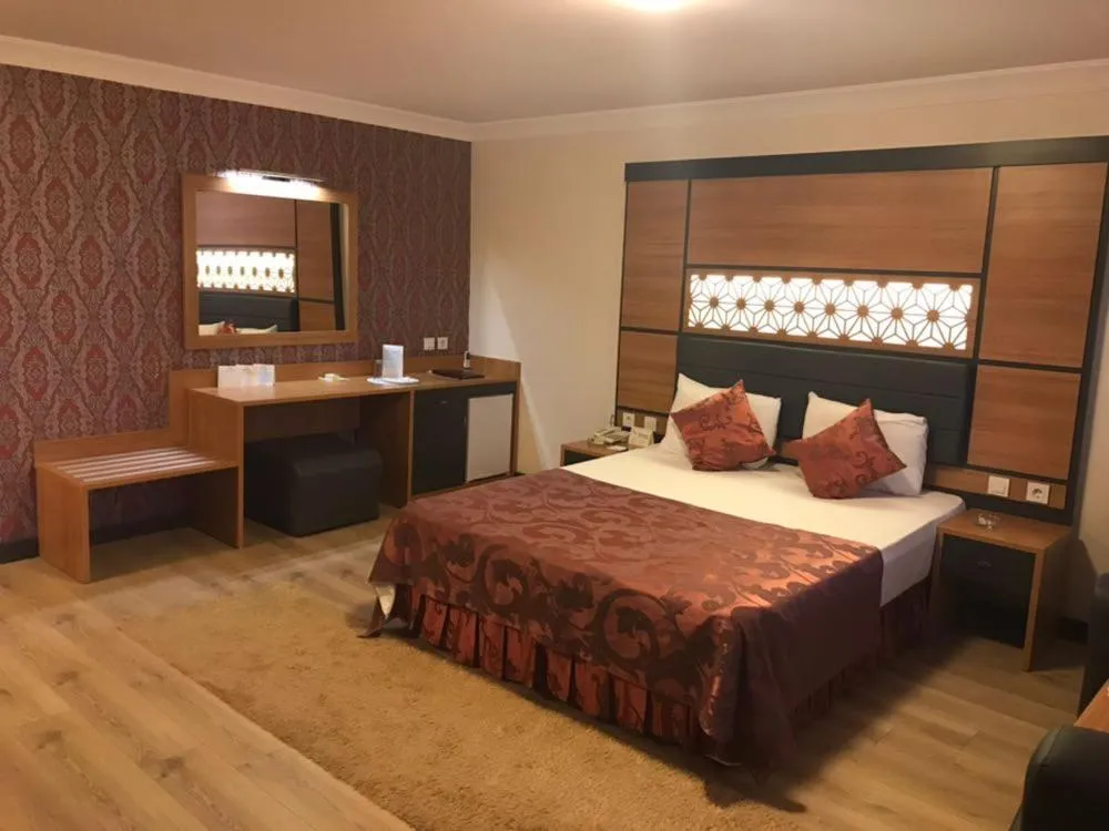 Bed in Ulasan Hotel Caravan Camping