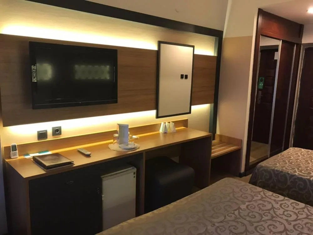 Bed in Ulasan Hotel Caravan Camping