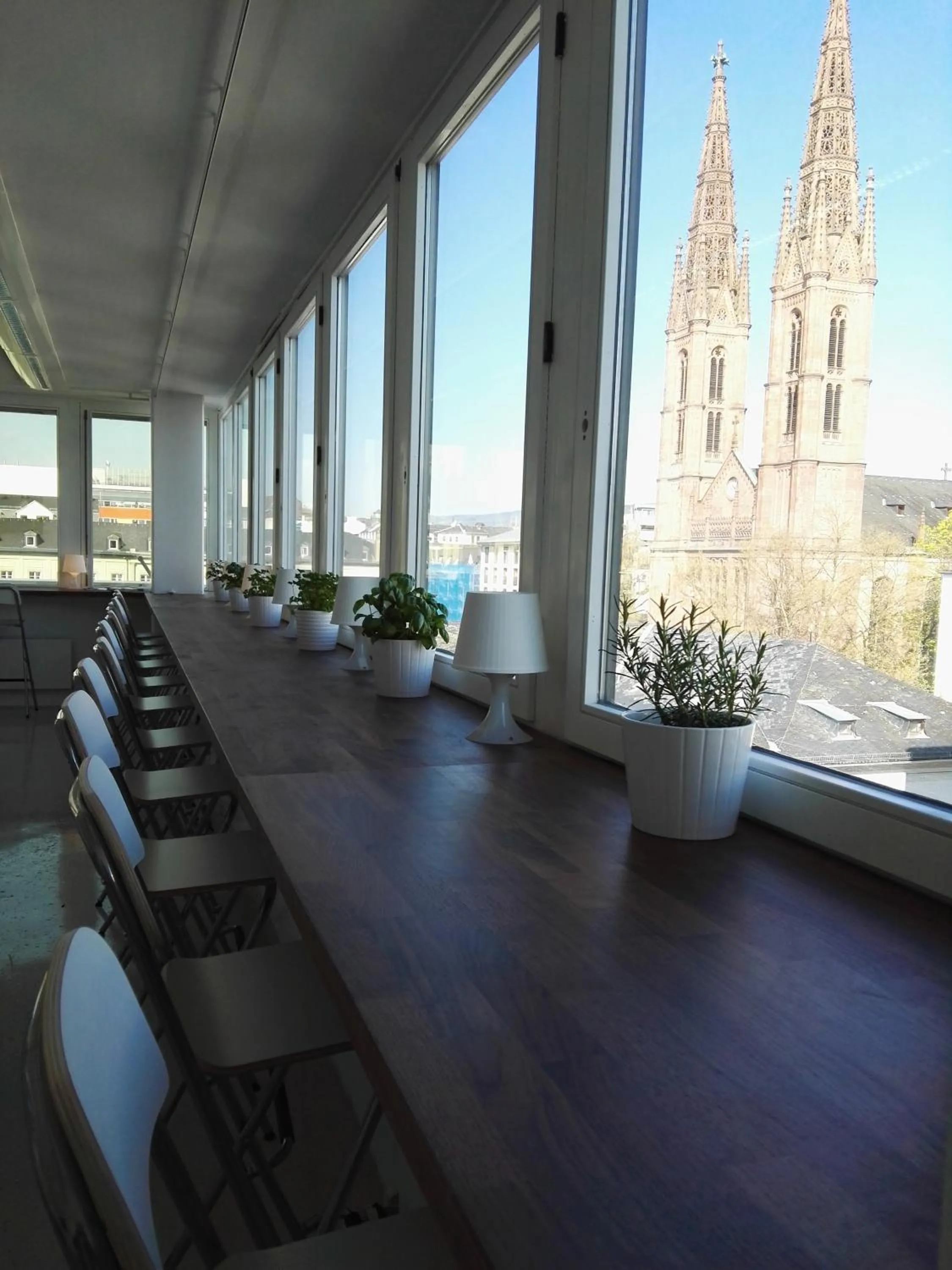 Communal kitchen in Business Hotel Wiesbaden PRIME
