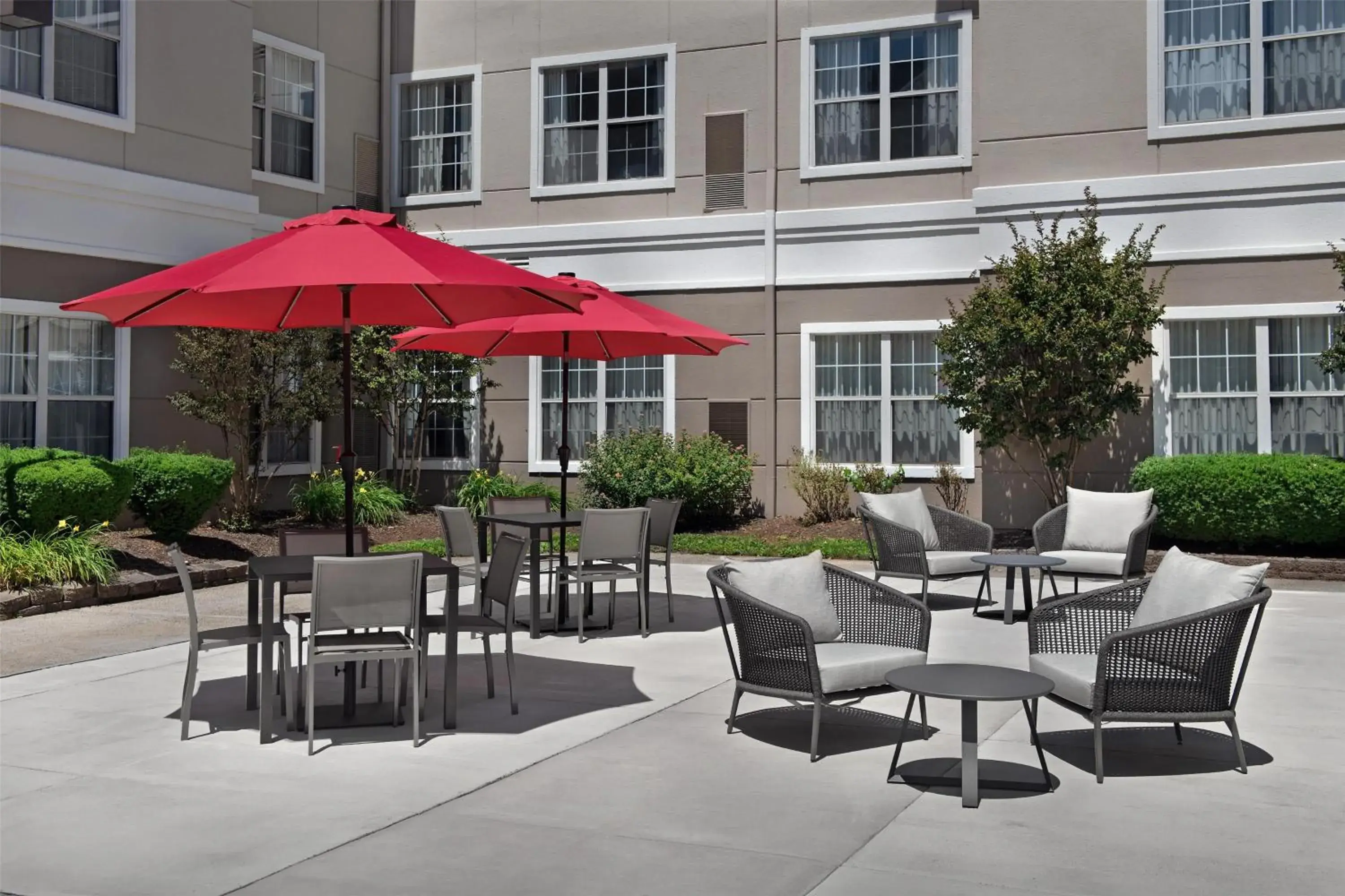 Inner courtyard view in Homewood Suites by Hilton Newark-Cranford Inner courtyard view in Homewood Suites by Hilton Newark-Cranford
