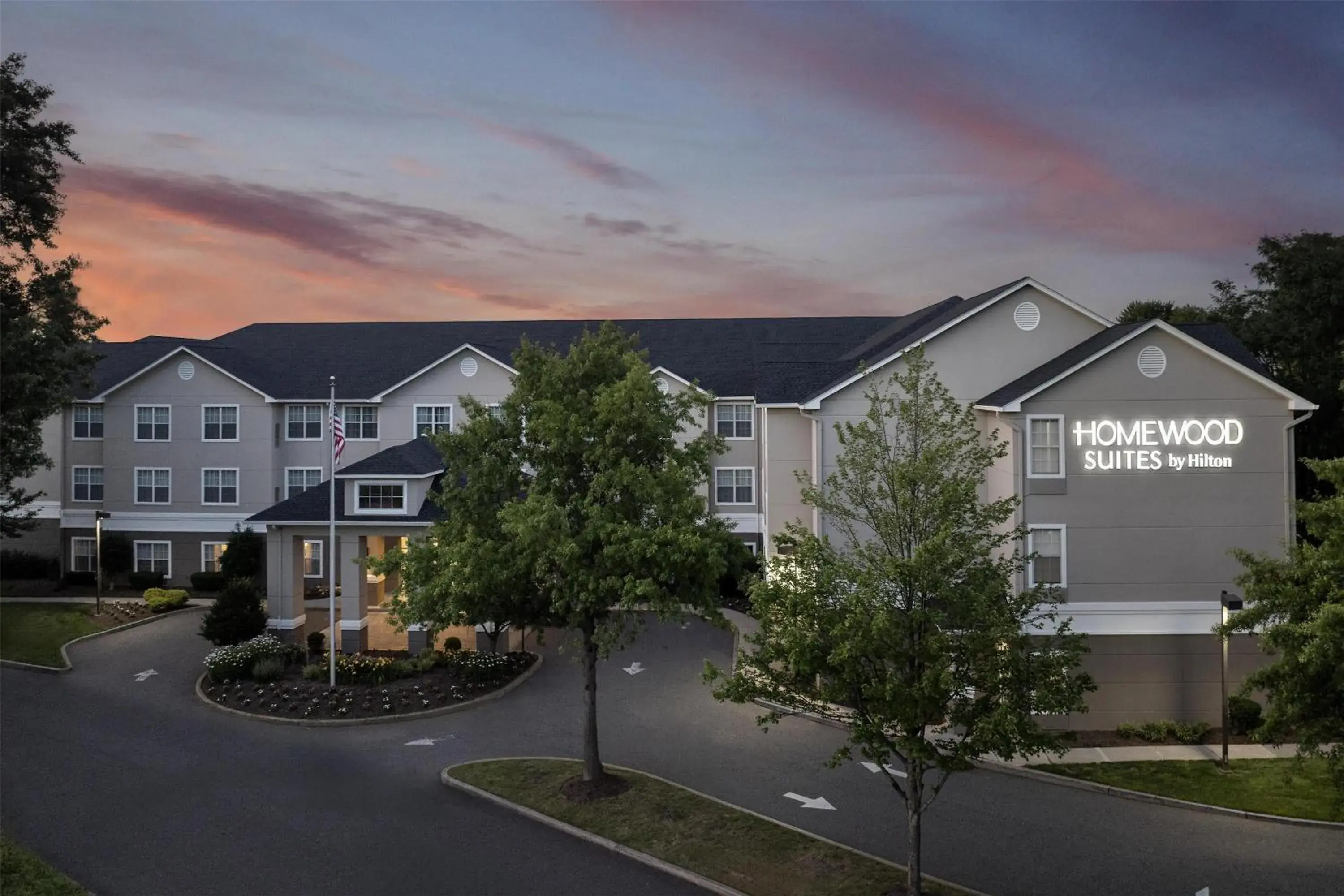 Property building in Homewood Suites by Hilton Newark-Cranford Property building in Homewood Suites by Hilton Newark-Cranford