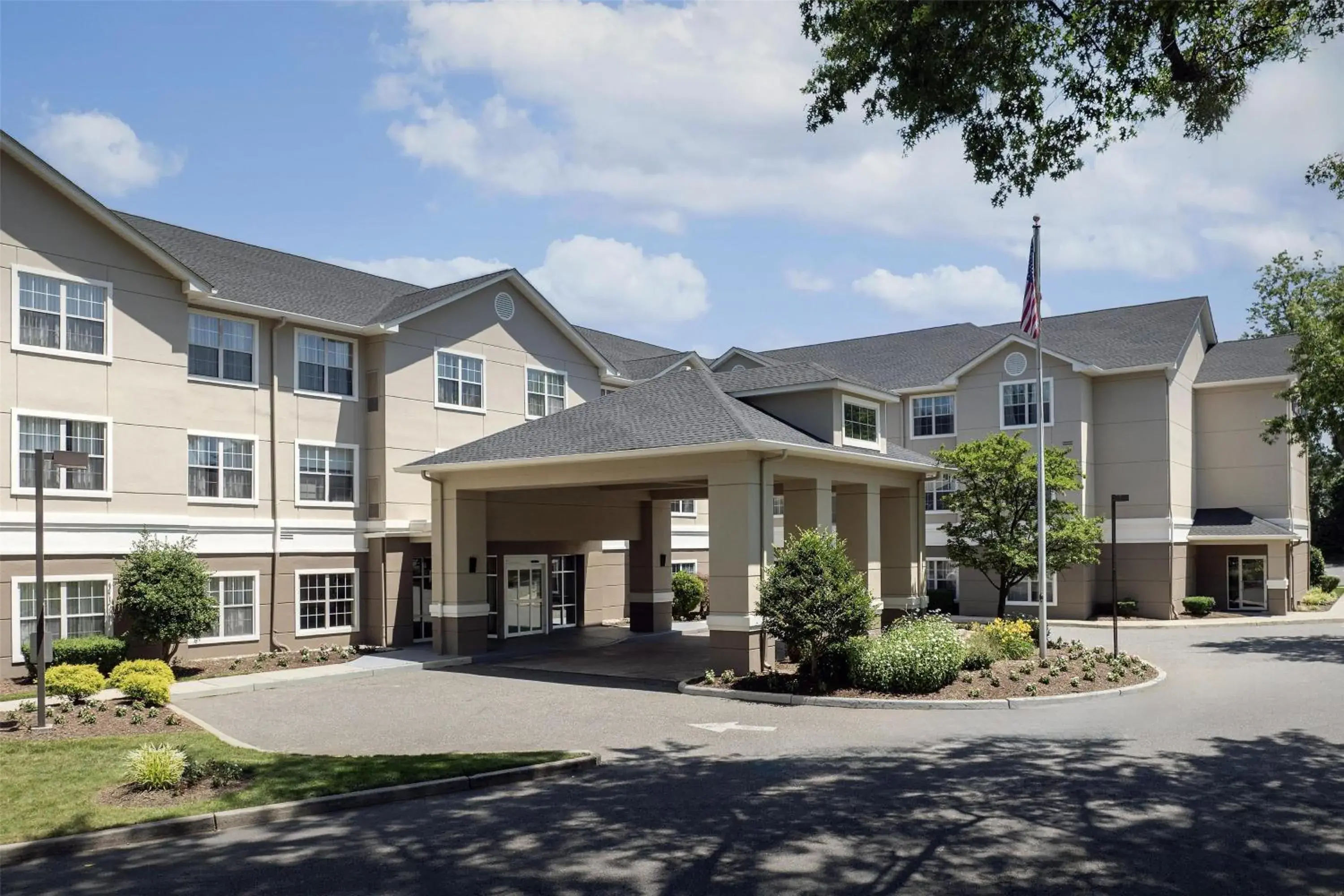 Property building in Homewood Suites by Hilton Newark-Cranford Property building in Homewood Suites by Hilton Newark-Cranford
