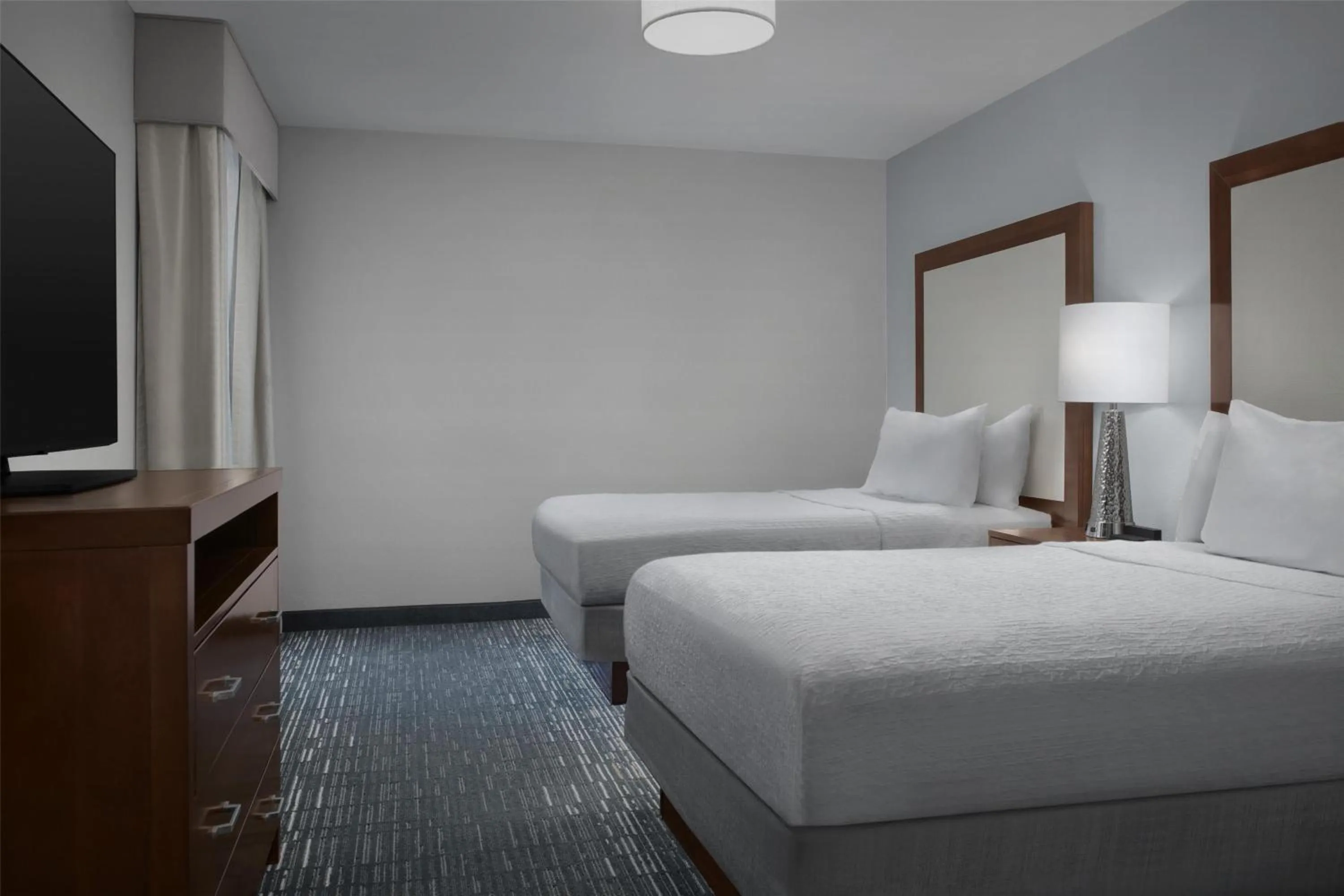 Bed in Homewood Suites by Hilton Newark-Cranford