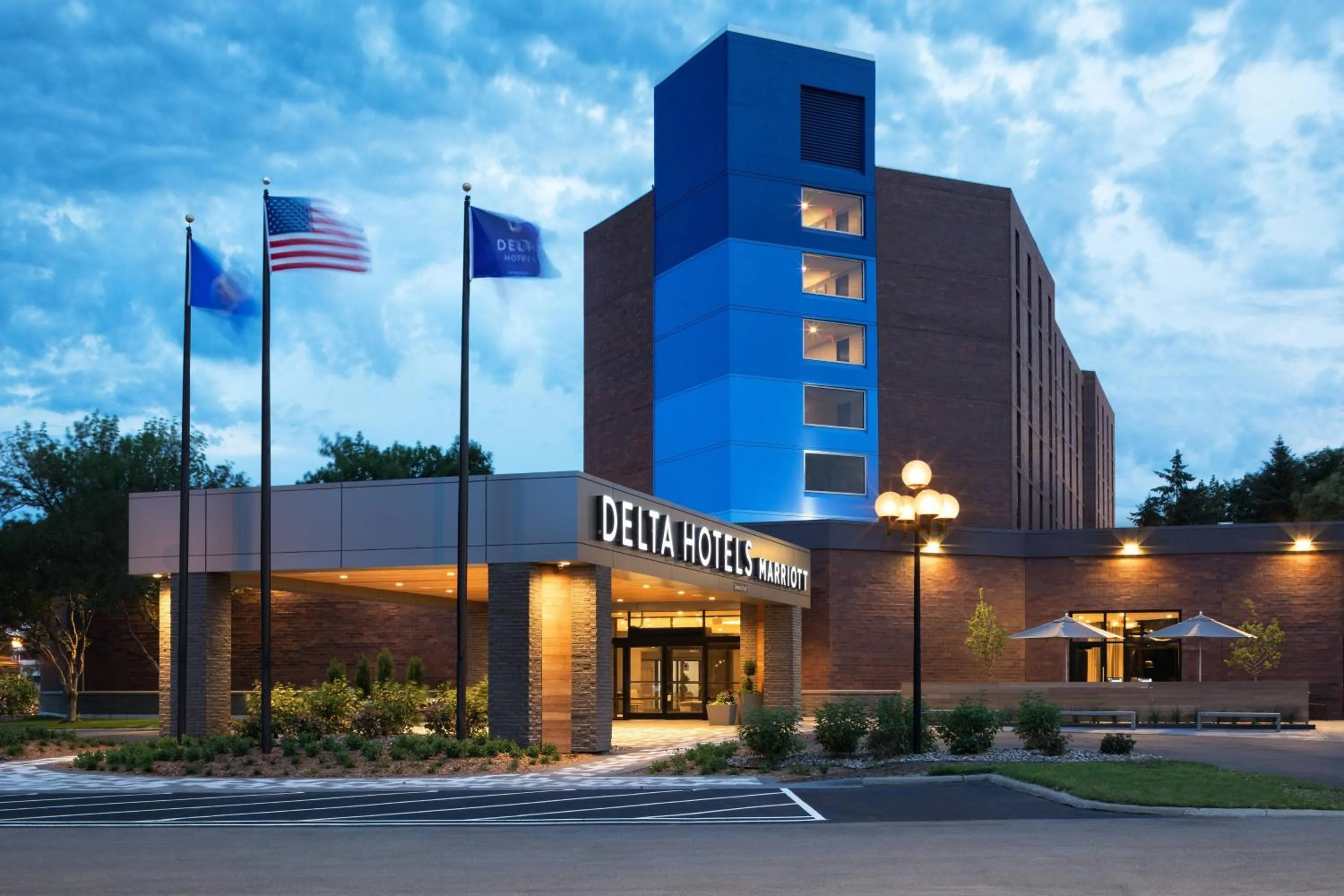 Property building in Delta Hotels by Marriott Minneapolis Northeast
