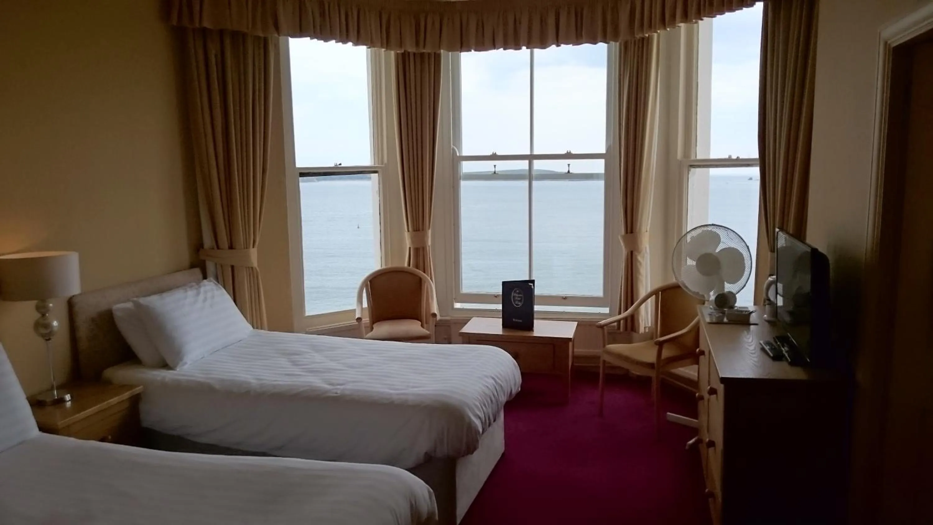 Bedroom, Bed in The Belgrave Hotel Tenby