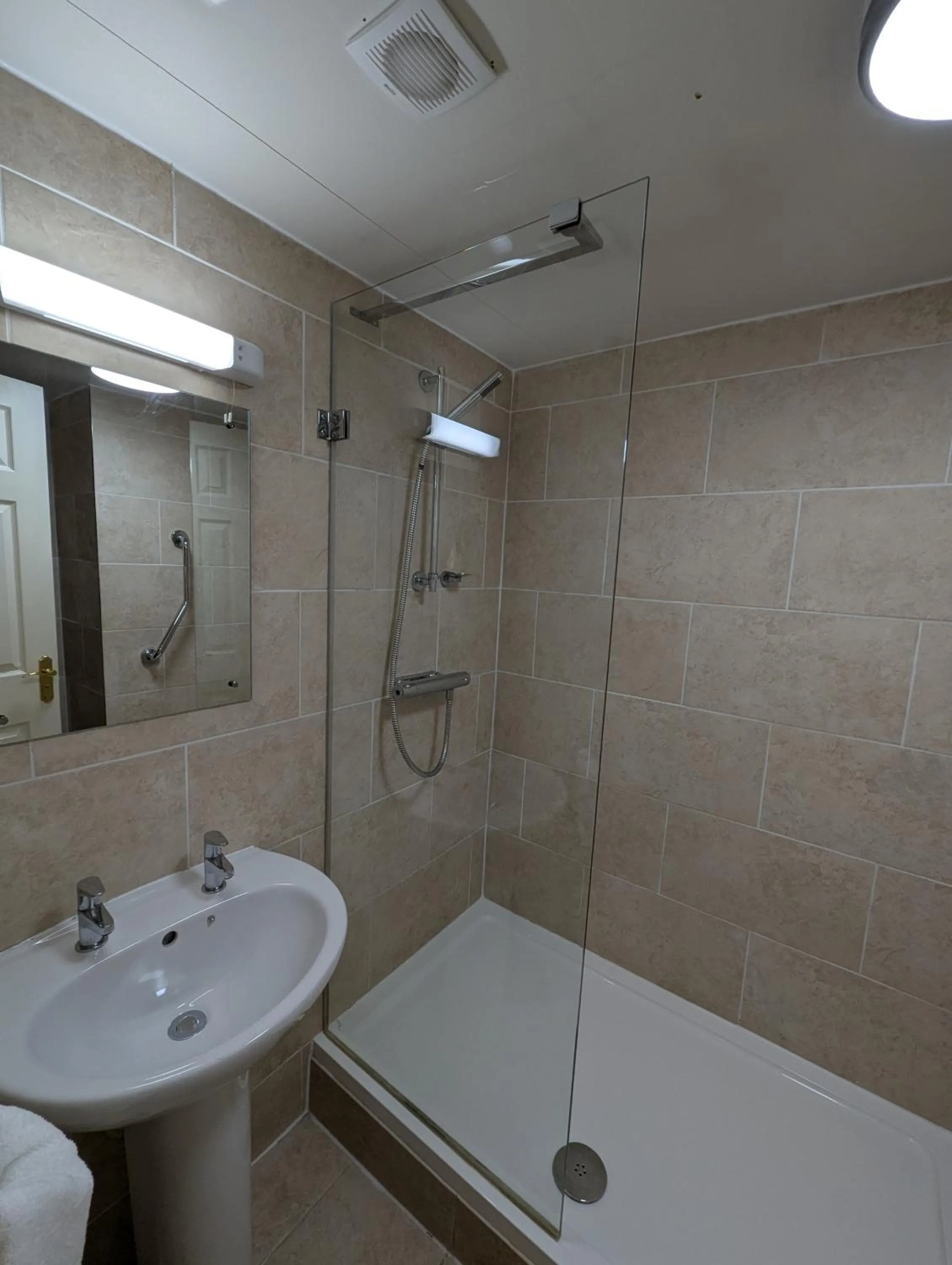 Bathroom in The Belgrave Hotel Tenby