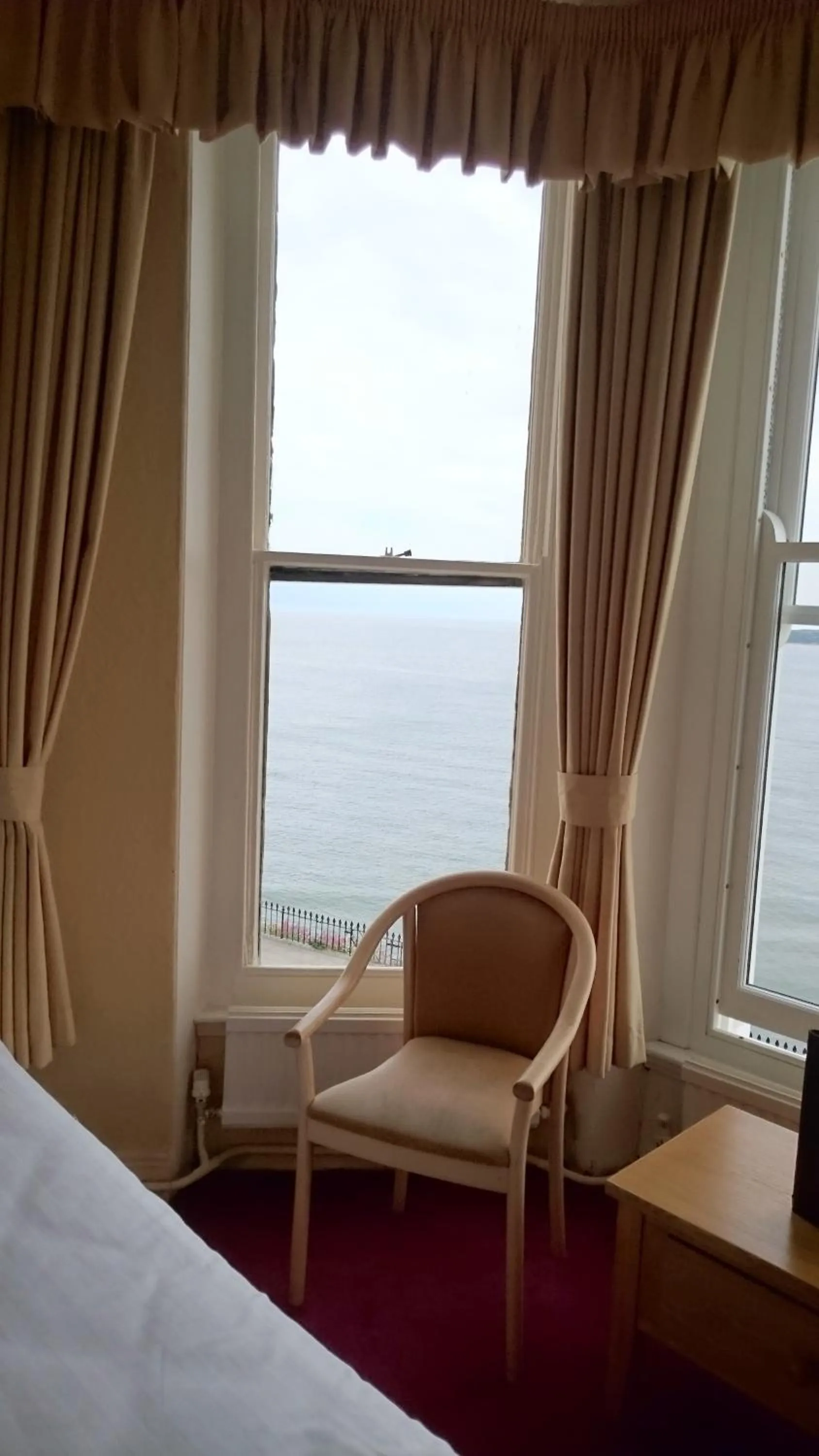 Bedroom, Bed in The Belgrave Hotel Tenby