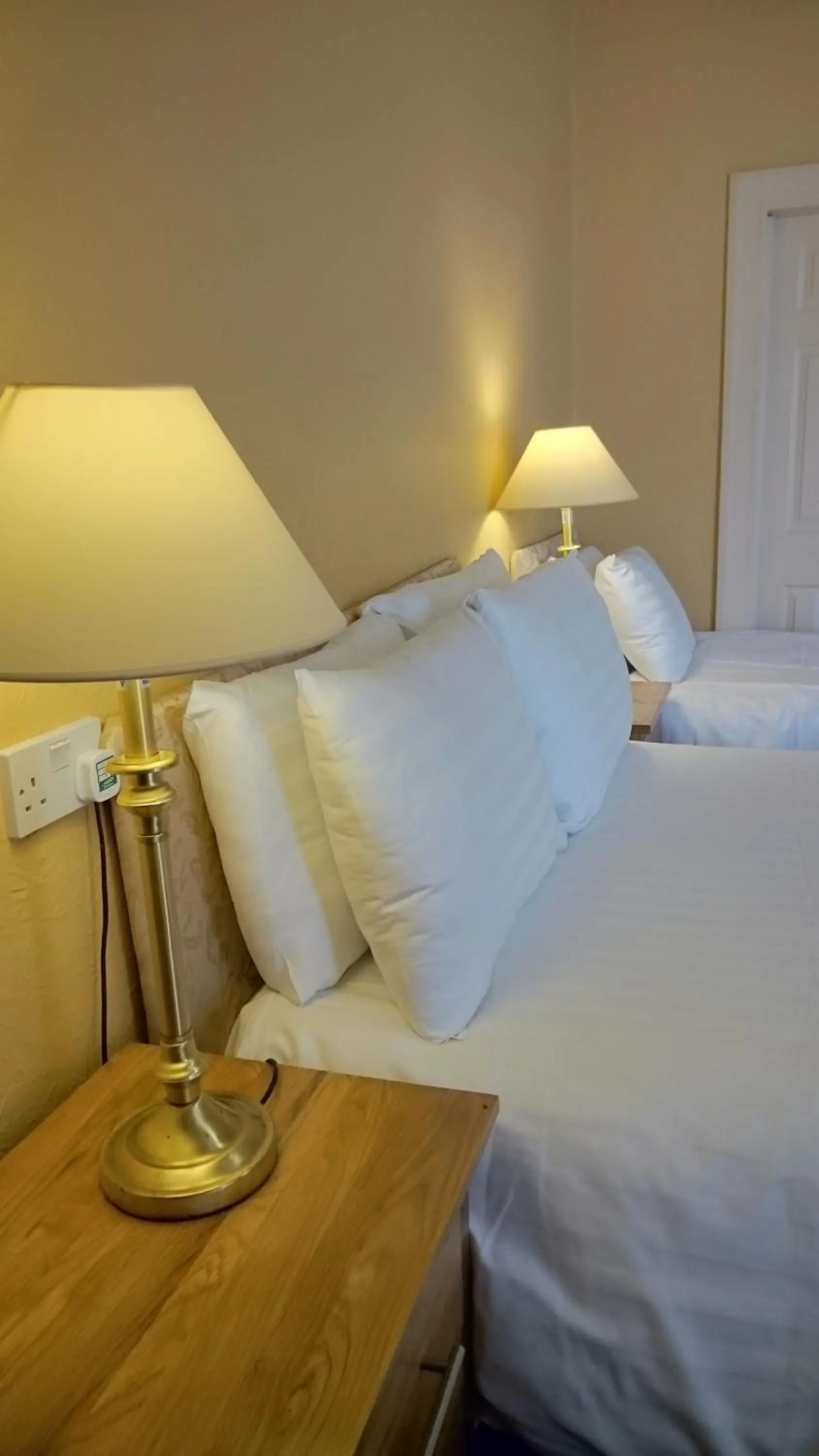 Bedroom, Bed in The Belgrave Hotel Tenby