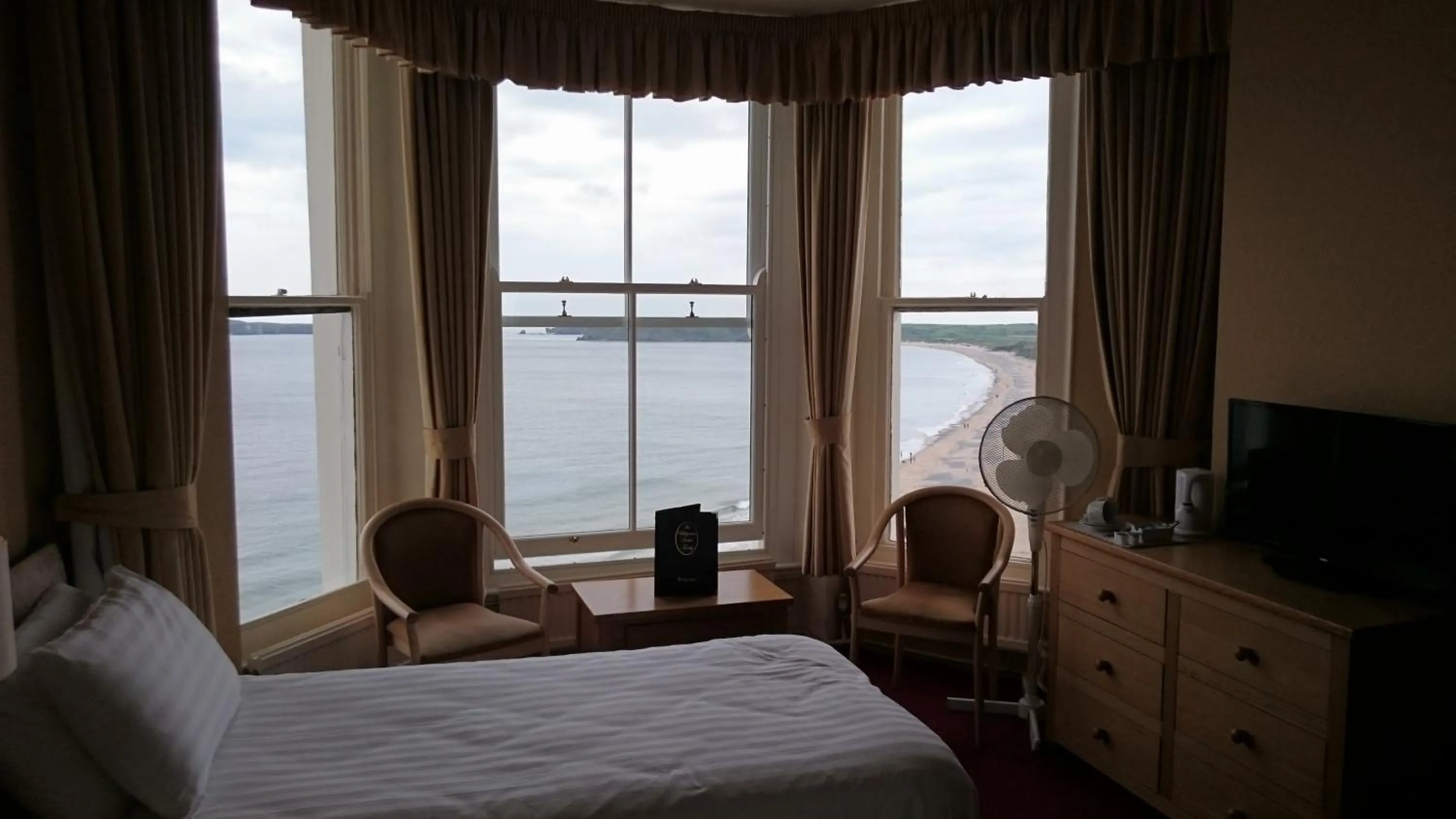 Sea view, Bed in The Belgrave Hotel Tenby