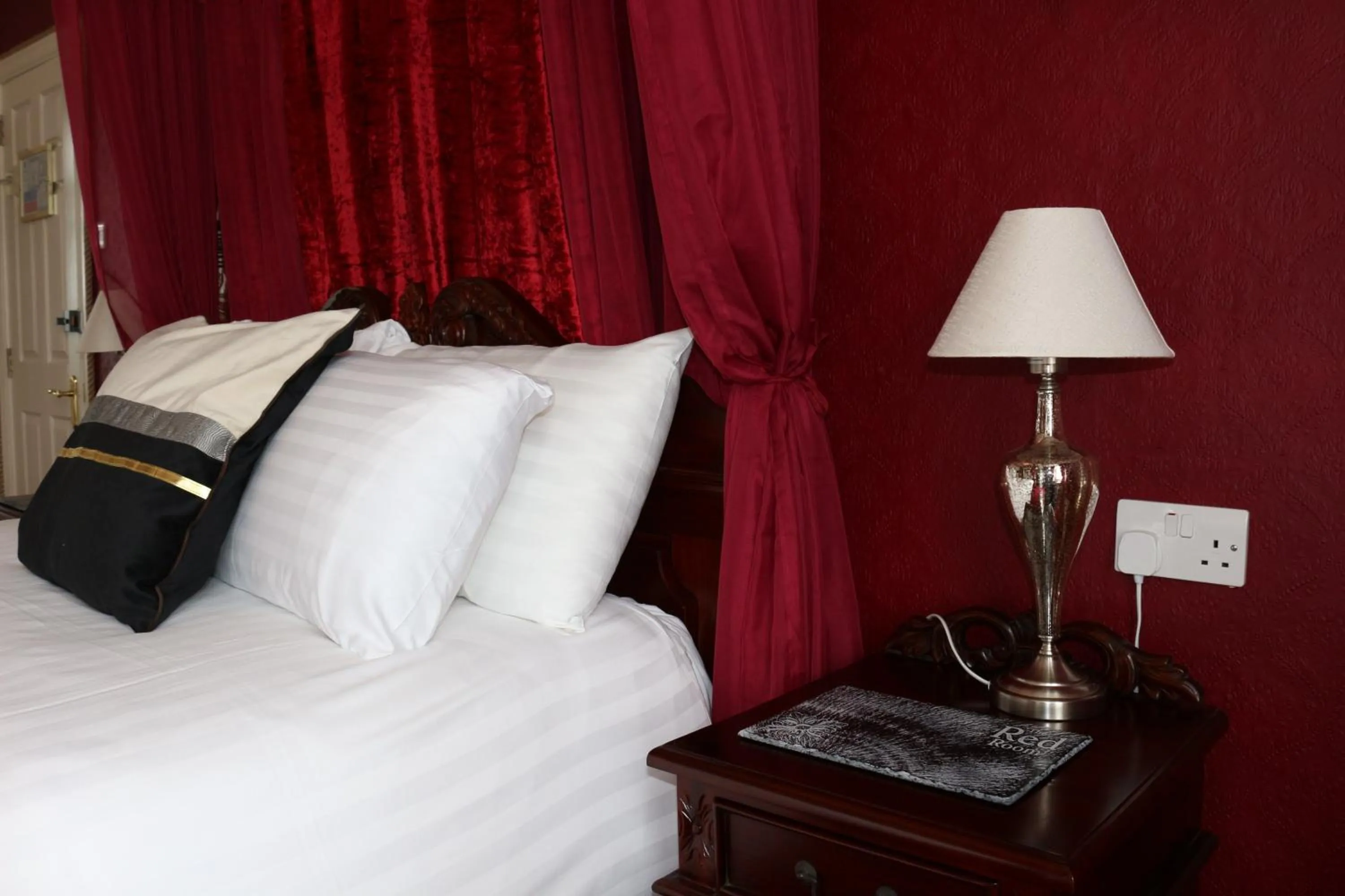 Bedroom, Bed in The Belgrave Hotel Tenby