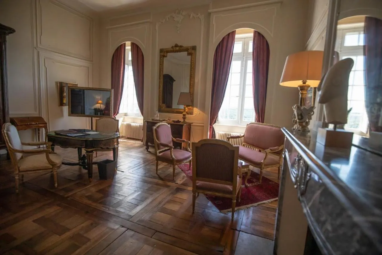 Photo of the whole room in Château de Mercuès