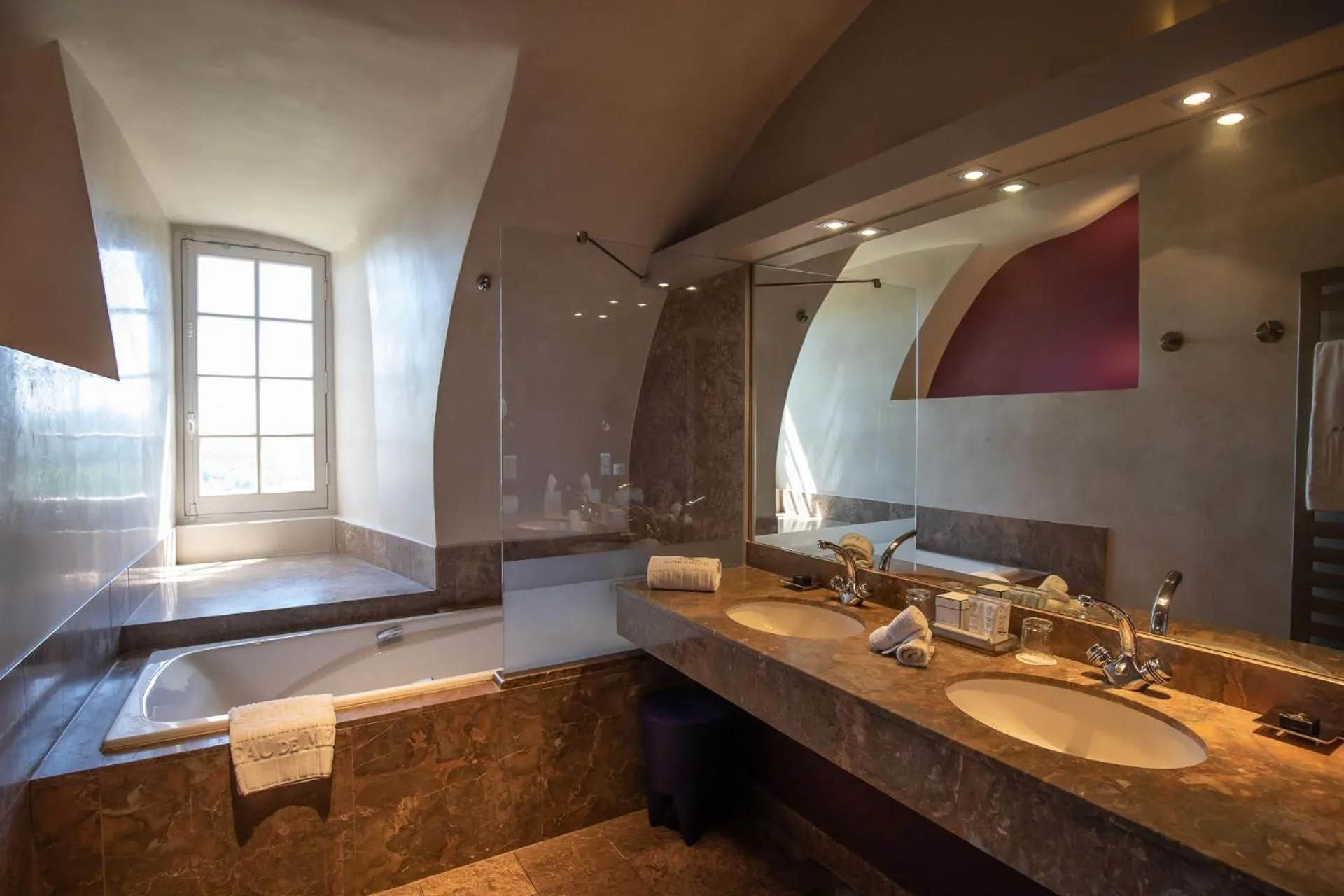 Bathroom in Château de Mercuès