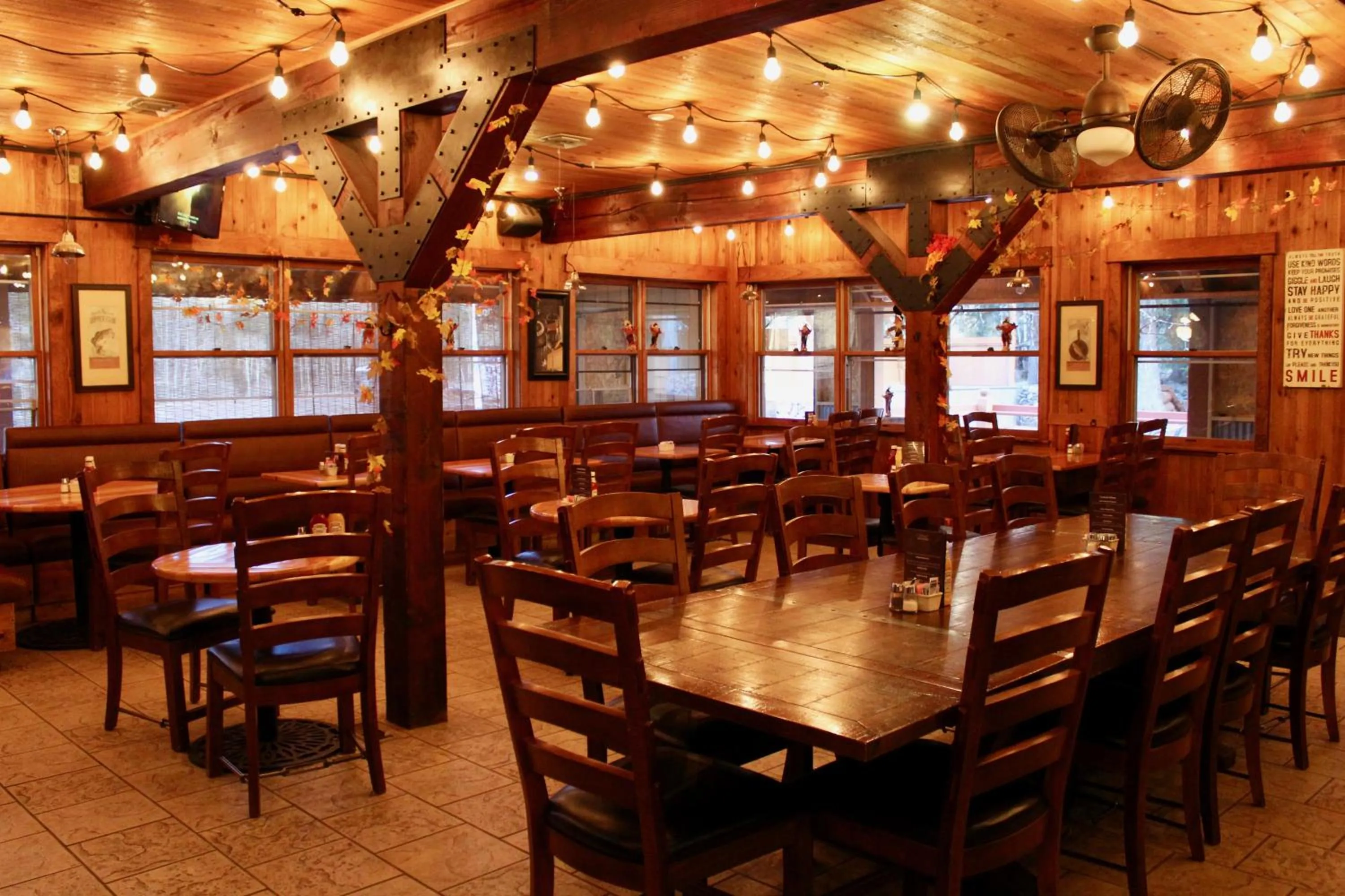 Restaurant/places to eat in Arrowhead Mountain Lodge