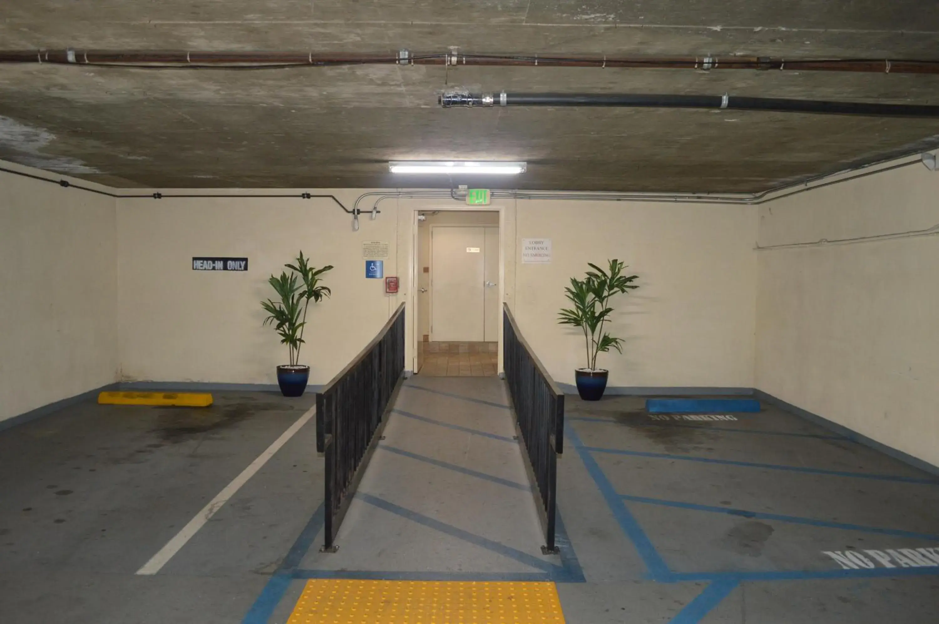 Property building in Jolly Roger Hotel Property building in Jolly Roger Hotel