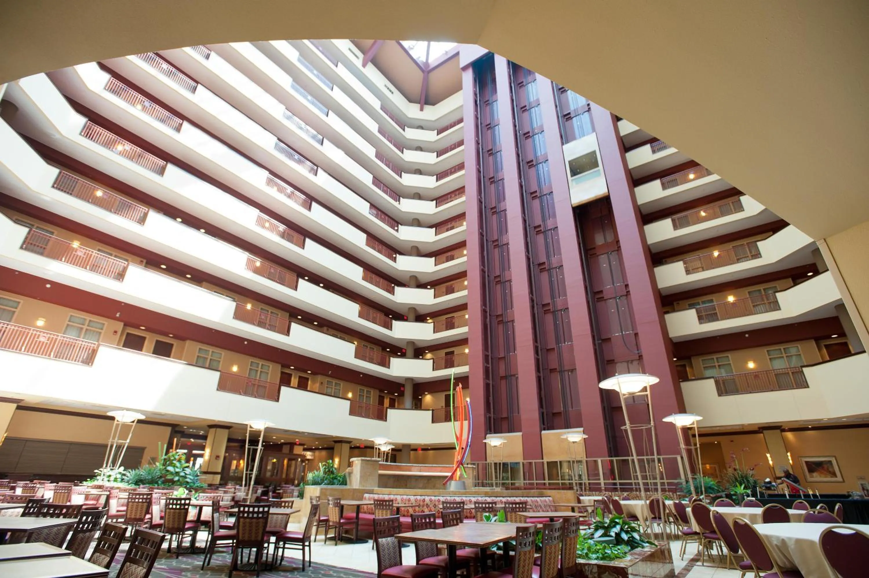 Lobby or reception in Embassy Suites by Hilton Charlotte Concord Golf Resort & Spa