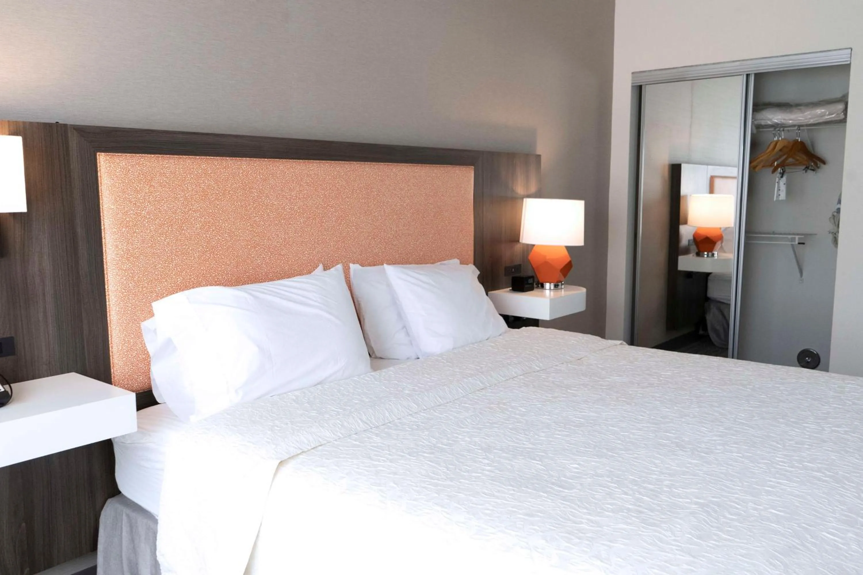 Bed in Hampton Inn & Suites Seal Beach