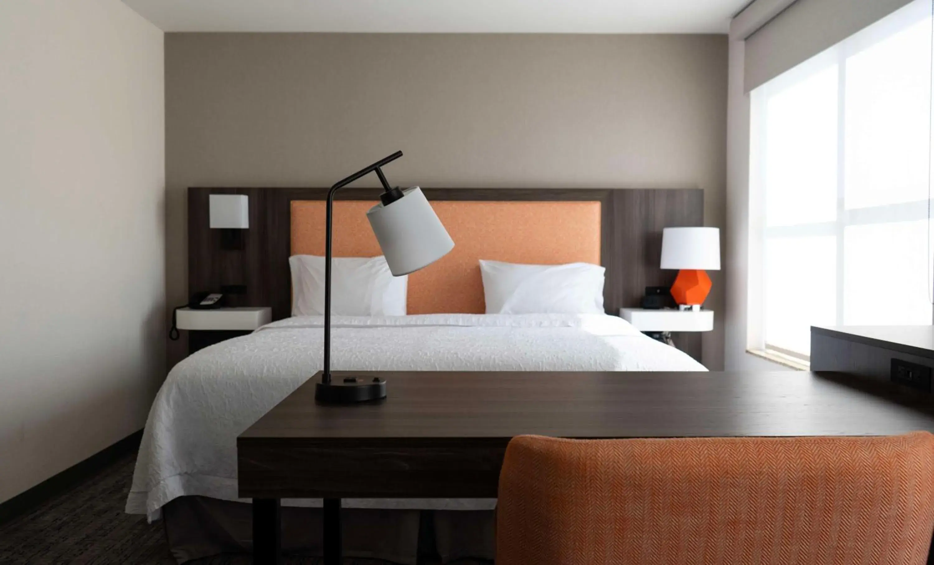 Bedroom, Bed in Hampton Inn & Suites Seal Beach Bedroom, Bed in Hampton Inn & Suites Seal Beach