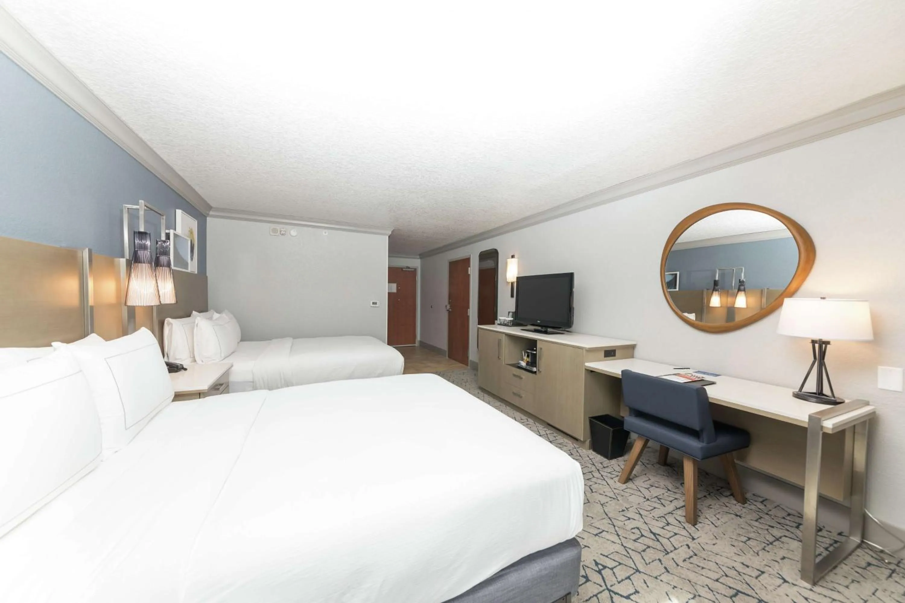 Bed in Hilton Melbourne Beach Oceanfront