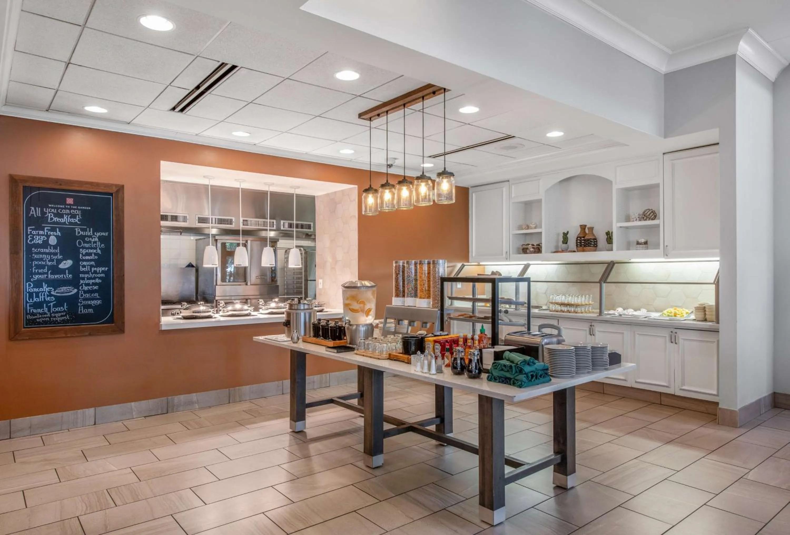 Restaurant/places to eat in Hilton Garden Inn Dallas/Allen