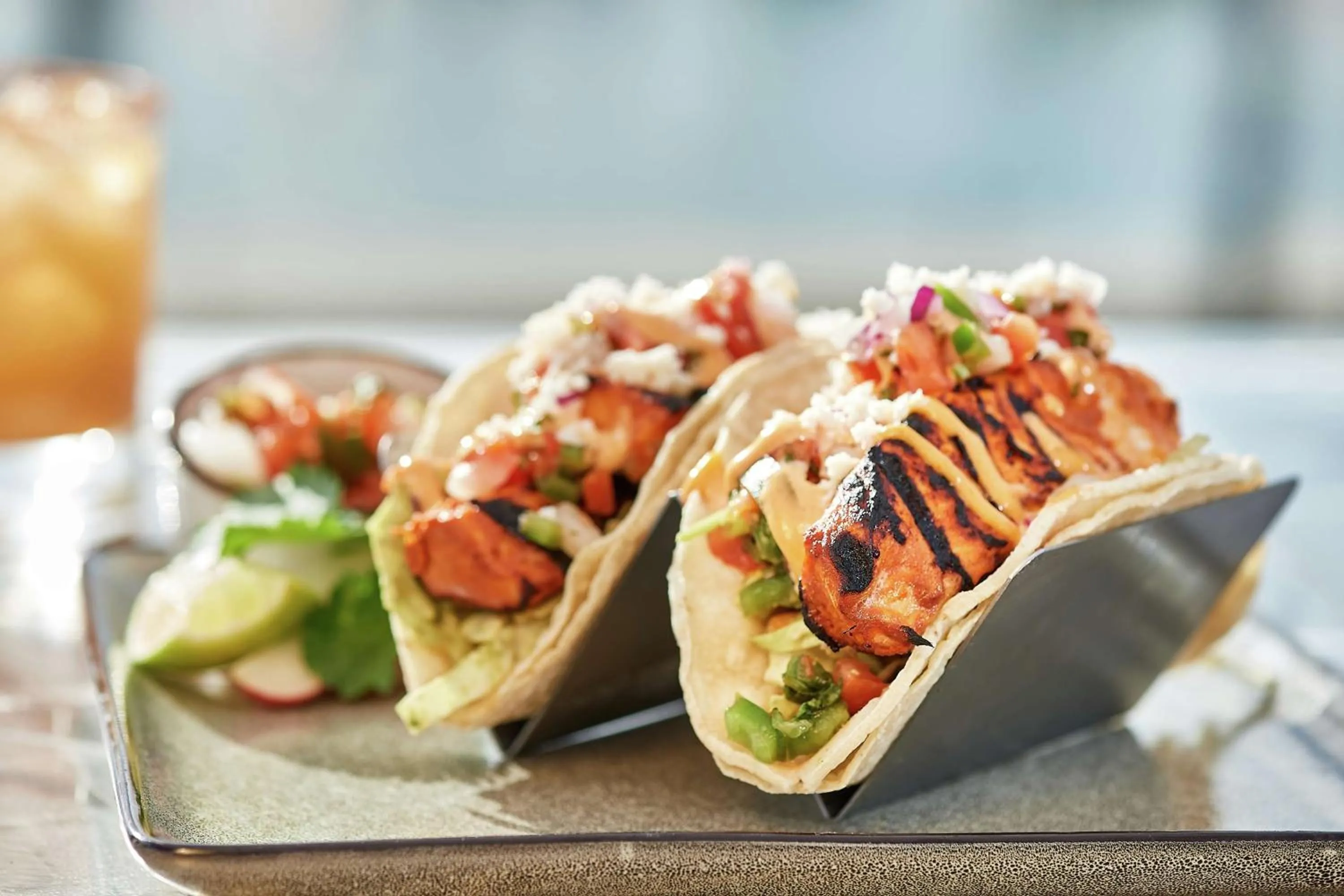 Dining area in DoubleTree by Hilton Hotel Berkeley Marina
