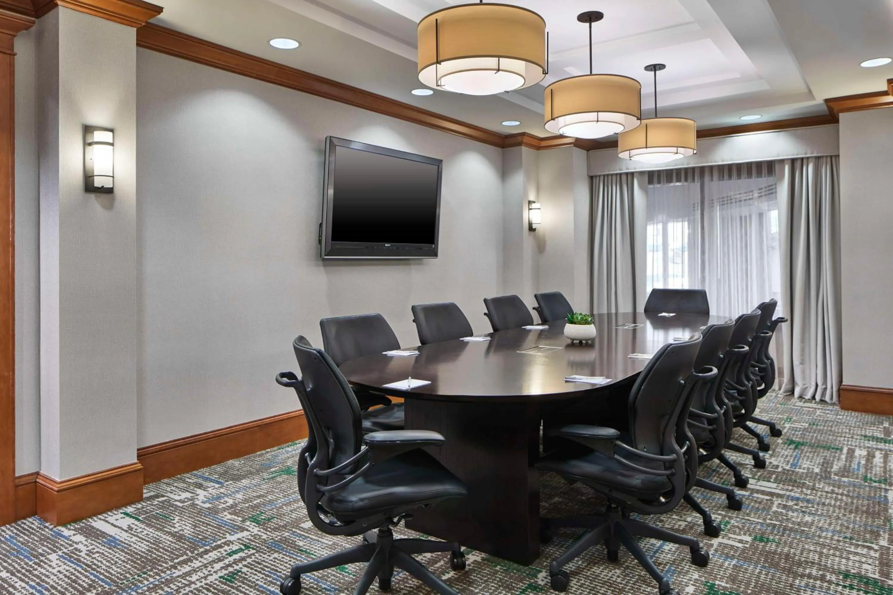 Meeting/conference room in Hampton Inn & Suites Saratoga Springs Downtown