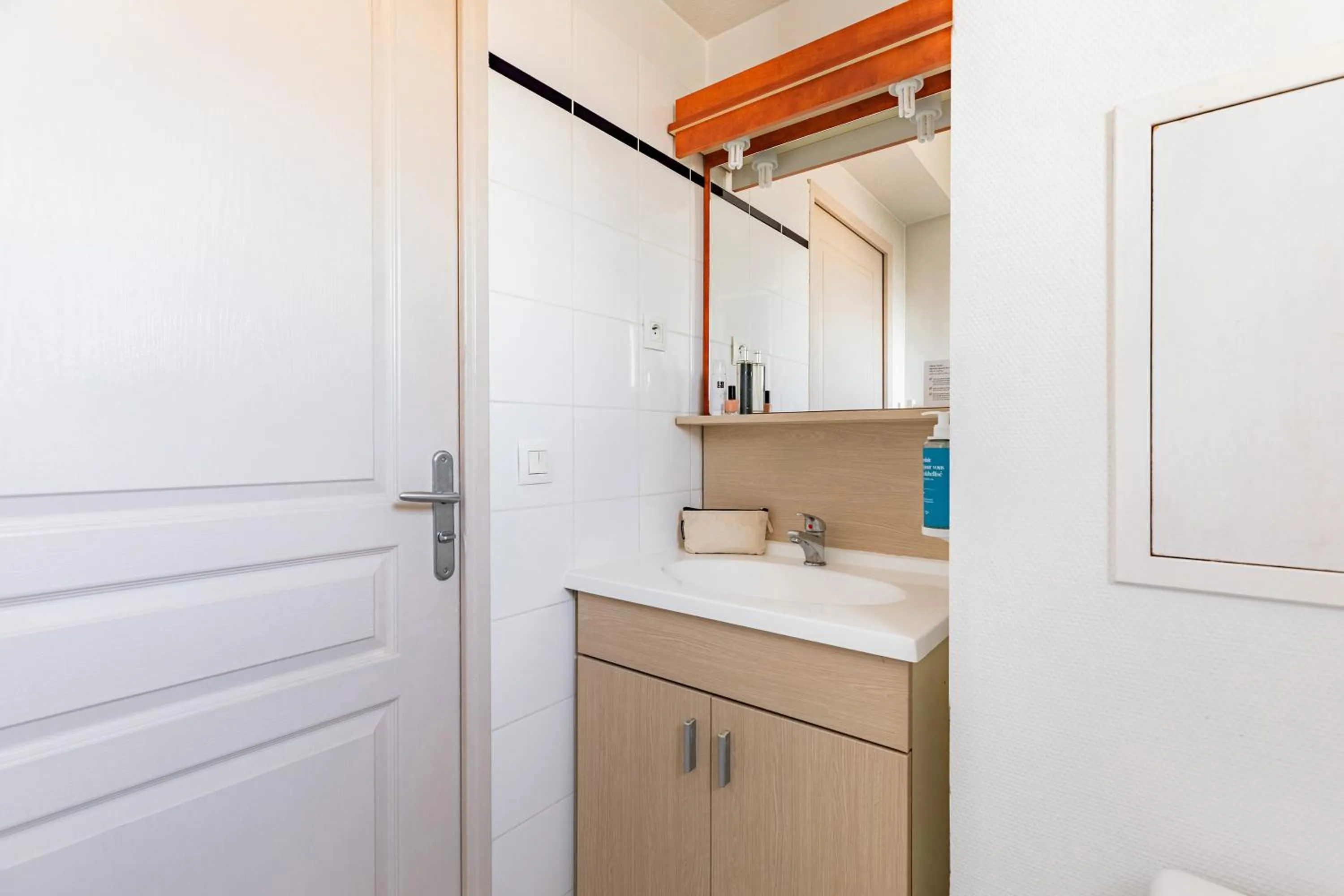 Bathroom in Appart'City Classic Lyon Villeurbanne